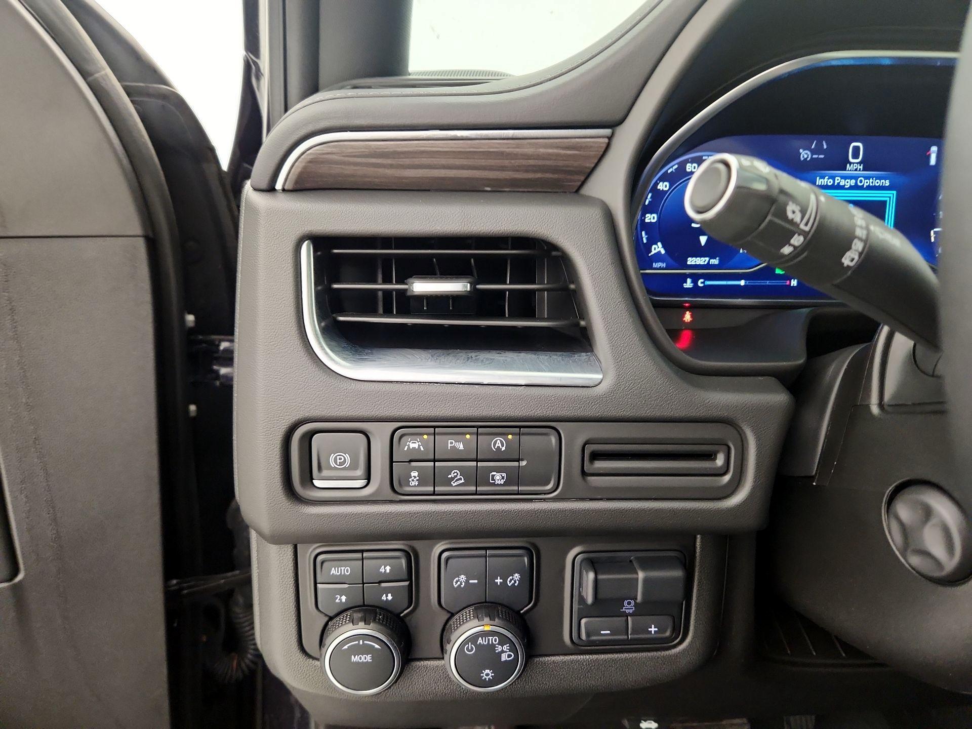 Thumbnail: 2024 Chevrolet Tahoe - 13