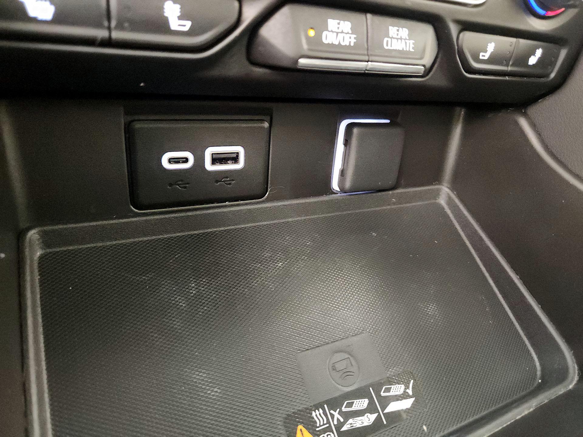 Thumbnail: 2024 Chevrolet Tahoe - 19