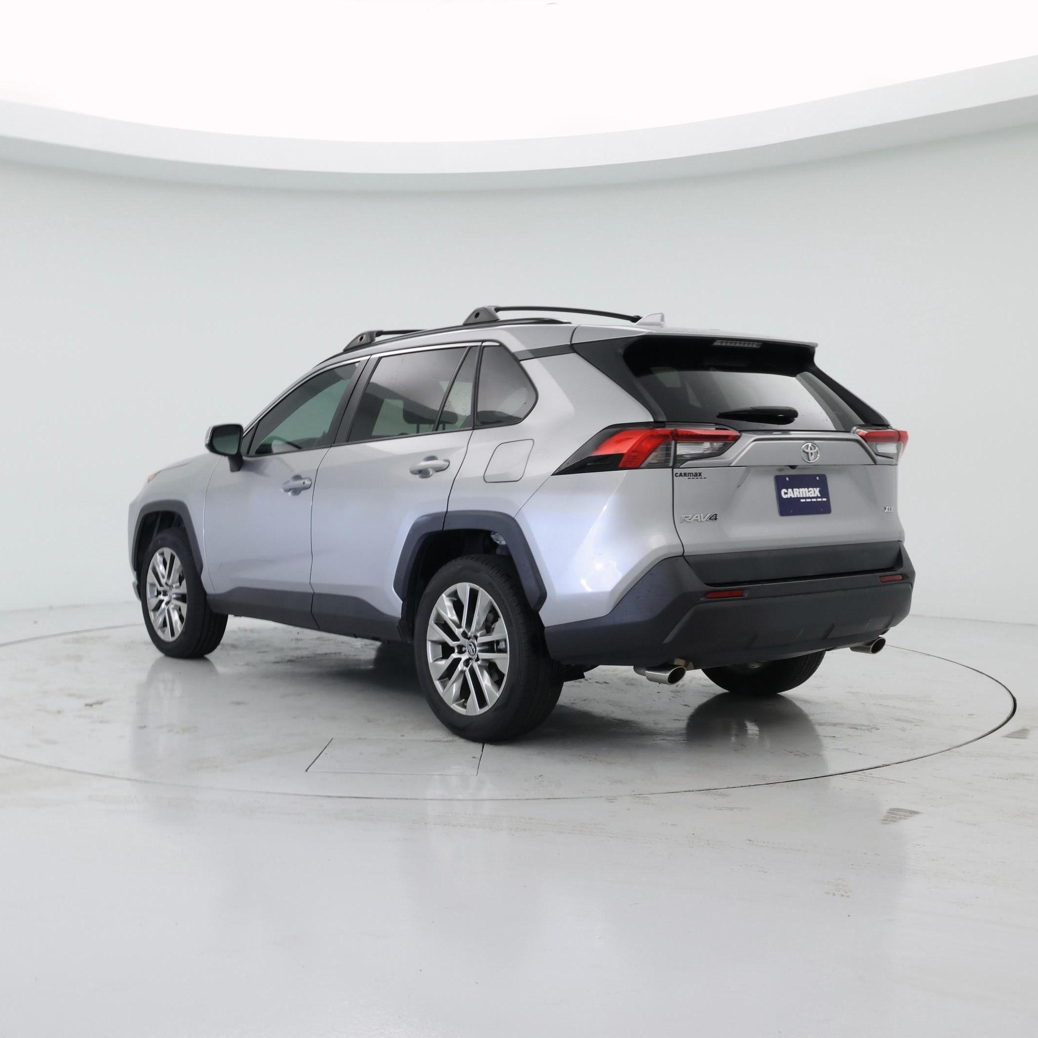 Thumbnail: 2020 Toyota RAV4 - 2