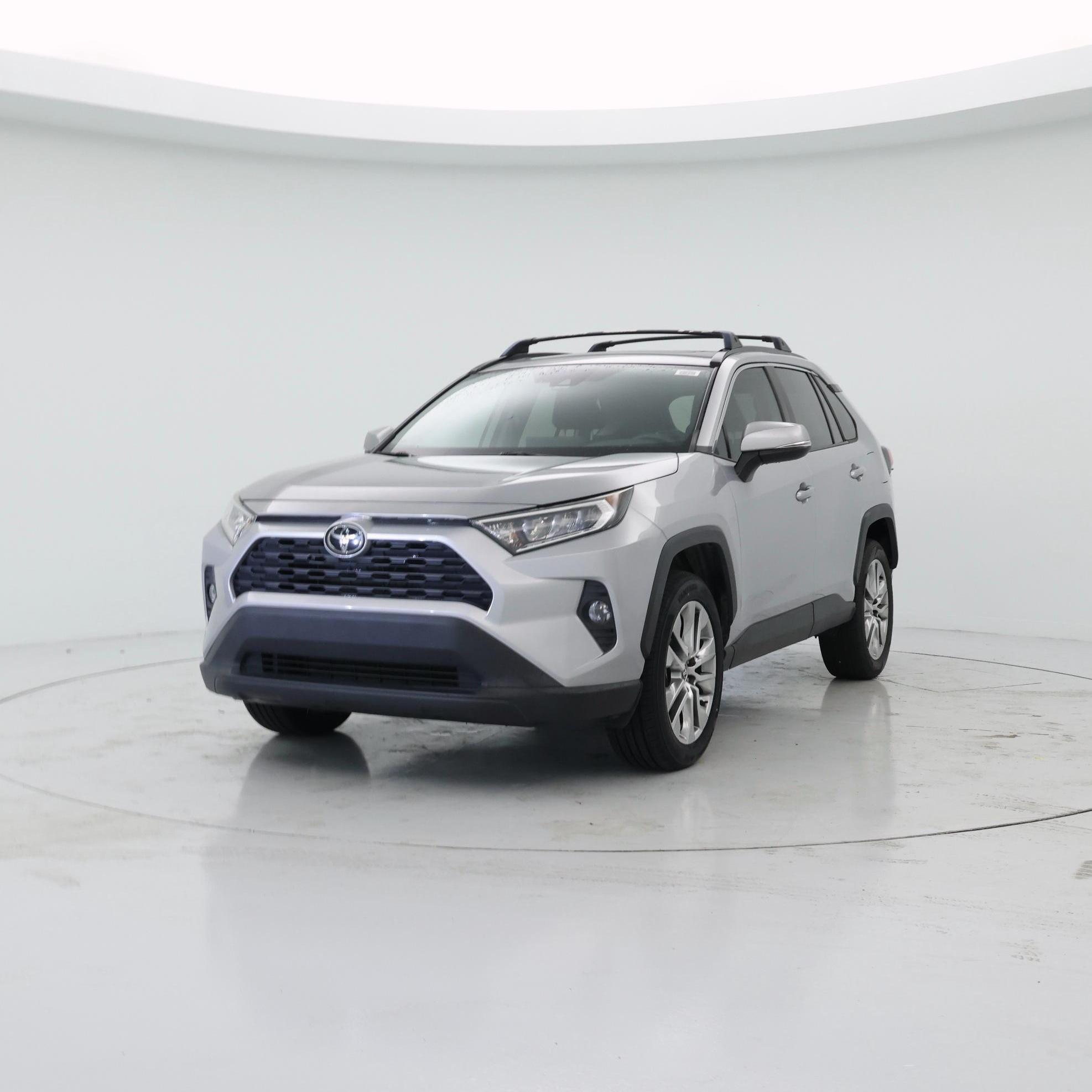 Thumbnail: 2020 Toyota RAV4 - 4