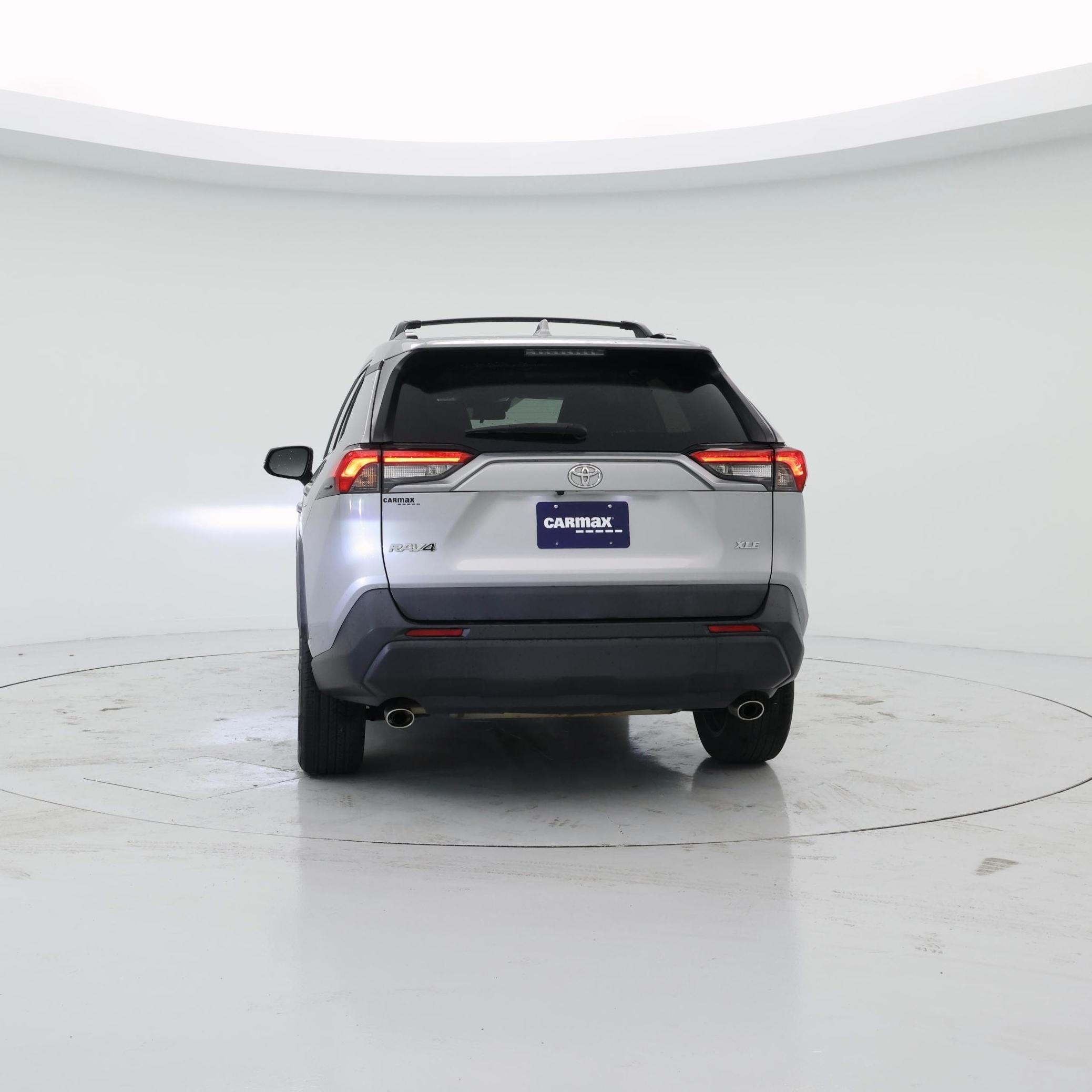 Thumbnail: 2020 Toyota RAV4 - 6