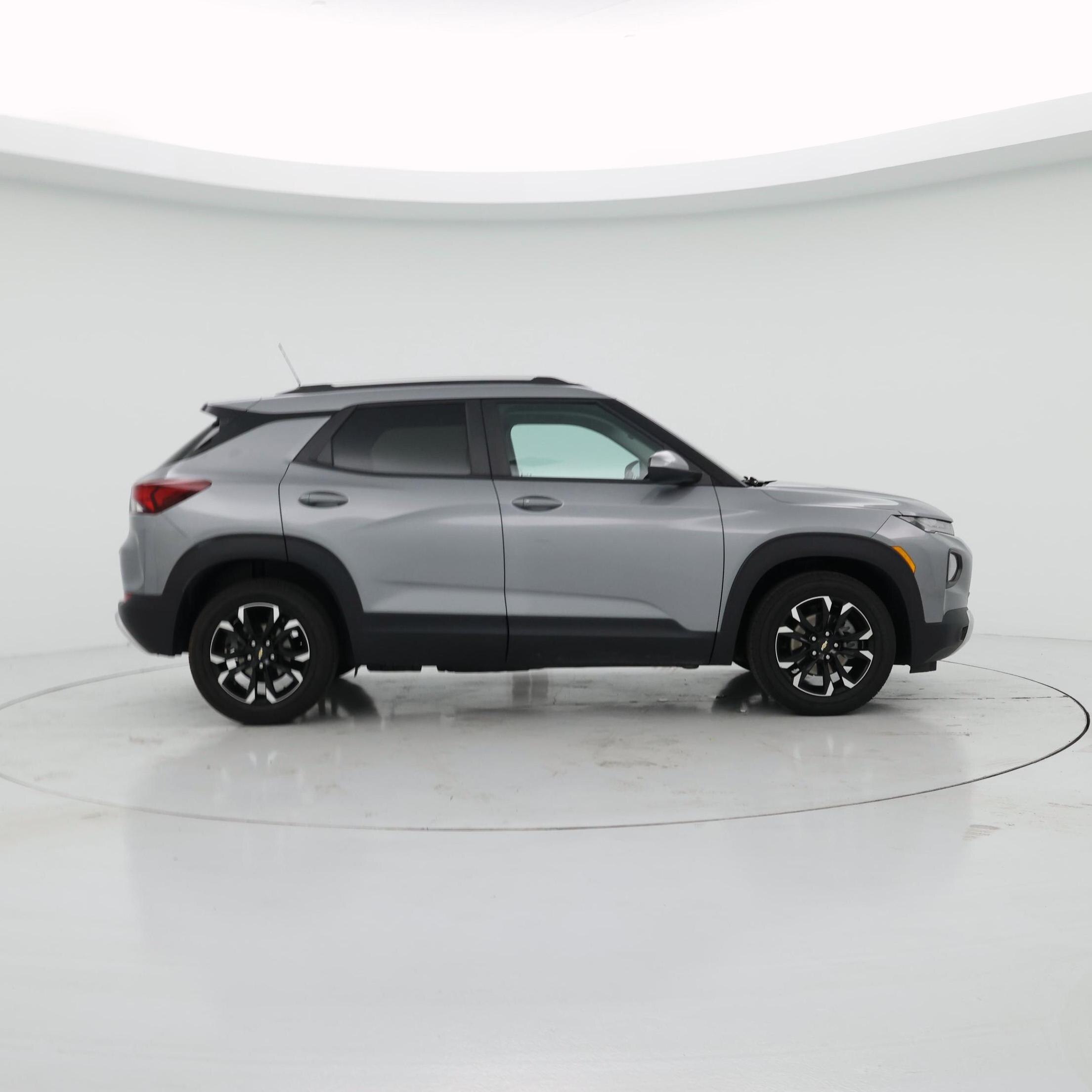Thumbnail: 2023 Chevrolet TrailBlazer - 7
