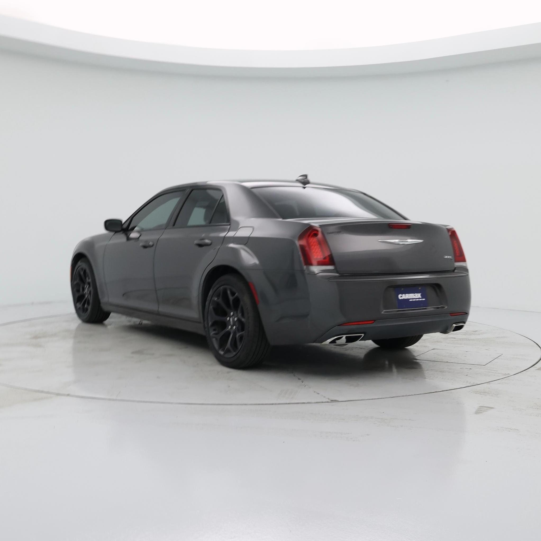 Thumbnail: 2019 Chrysler 300 - 2
