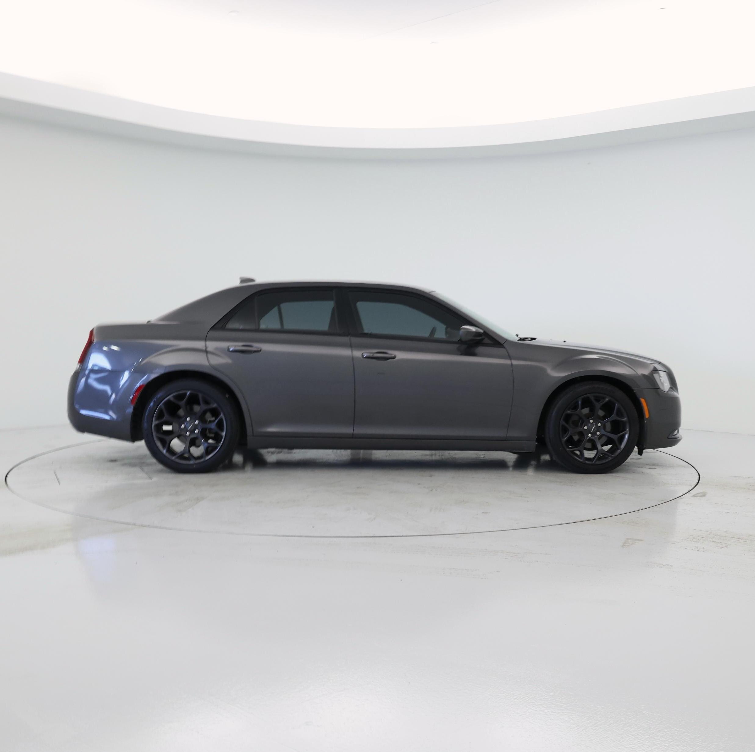 Thumbnail: 2019 Chrysler 300 - 7