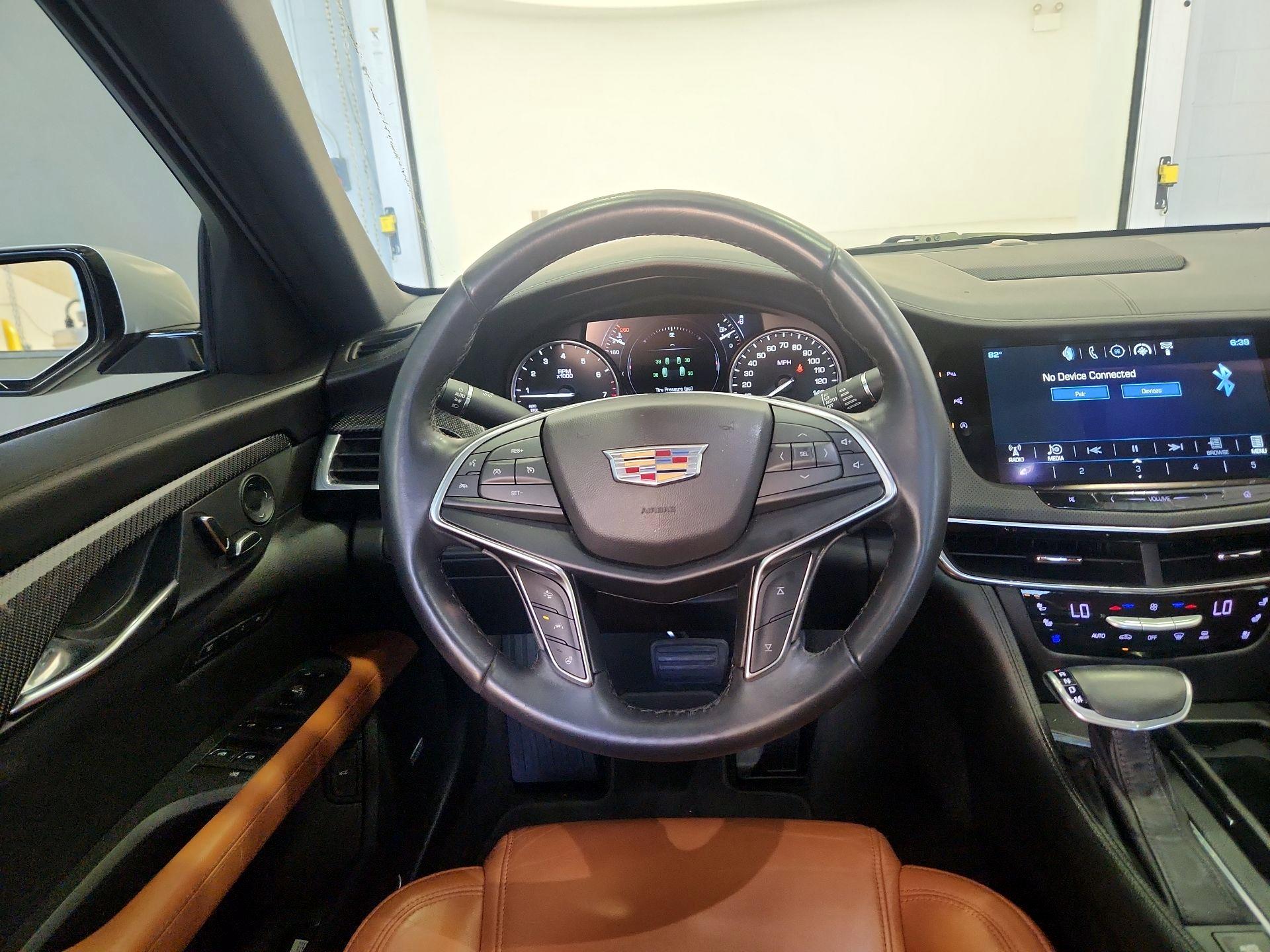 Thumbnail: 2018 Cadillac CT6 - 10