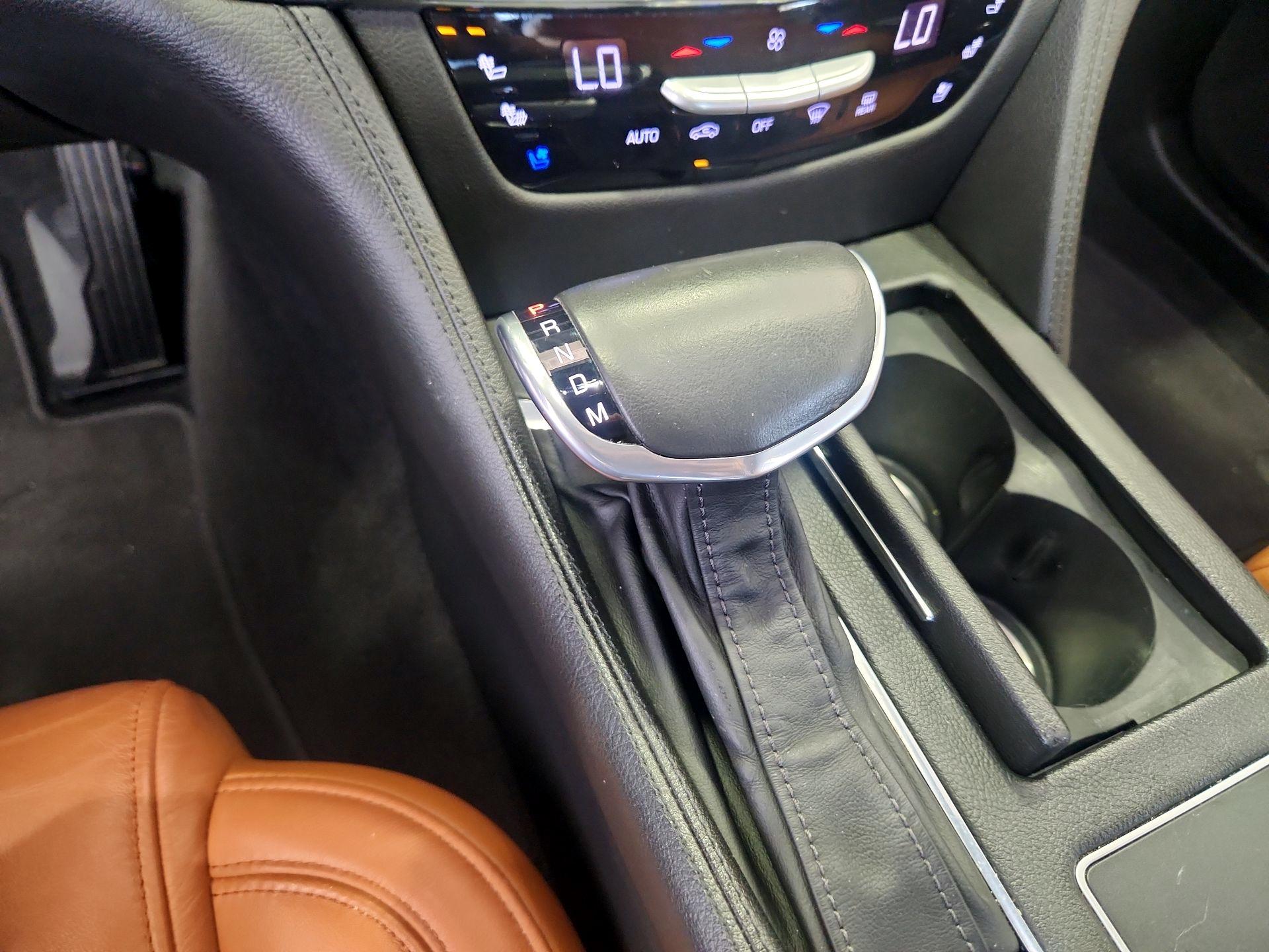 Thumbnail: 2018 Cadillac CT6 - 16