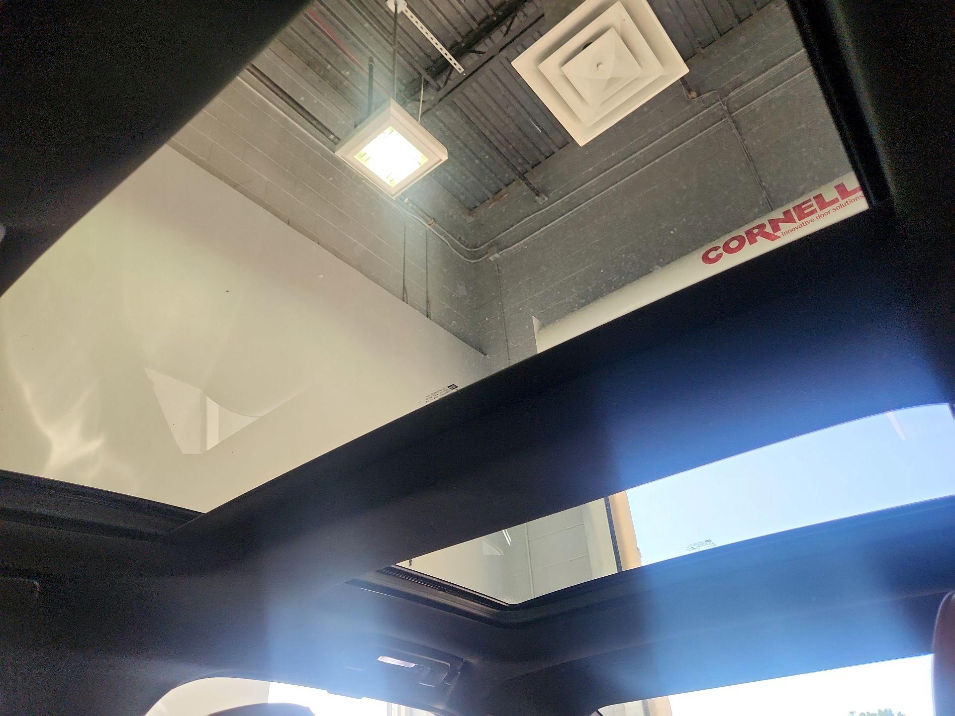 Thumbnail: 2018 Cadillac CT6 - 17