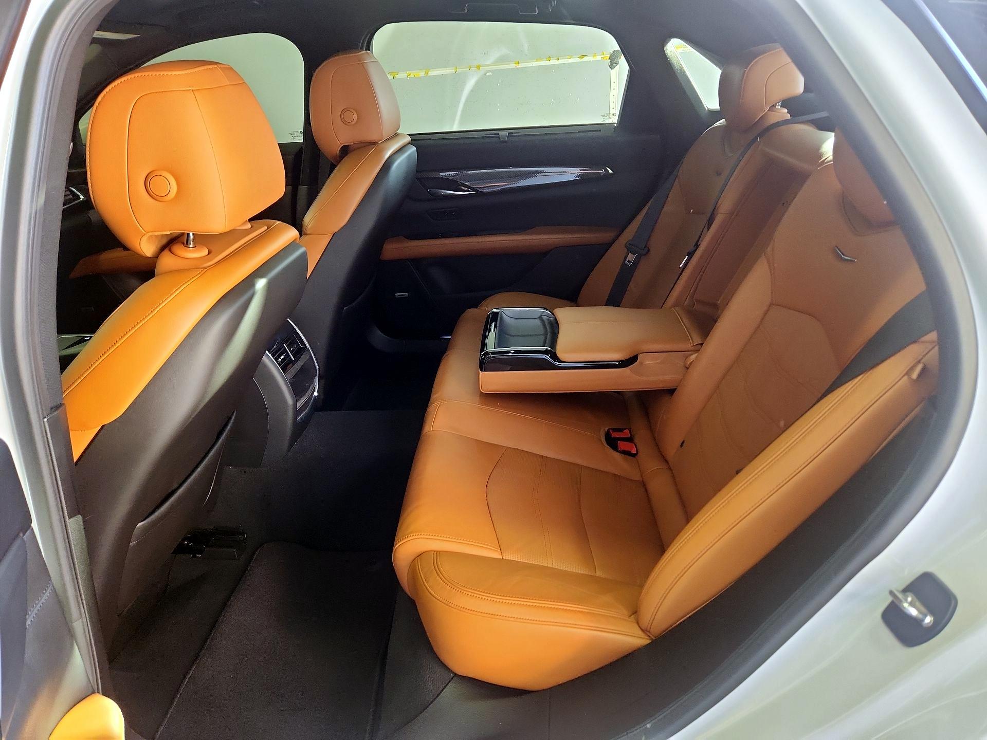 Thumbnail: 2018 Cadillac CT6 - 18