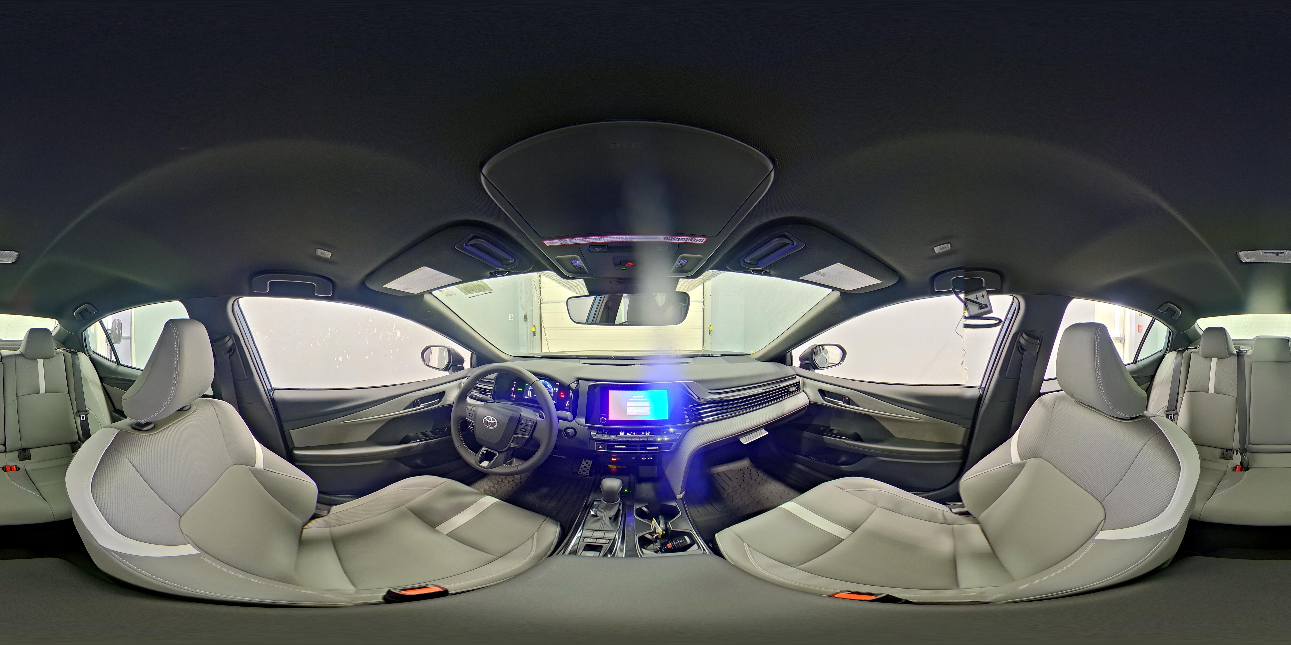 2026 Toyota Camry SE - Photo 25