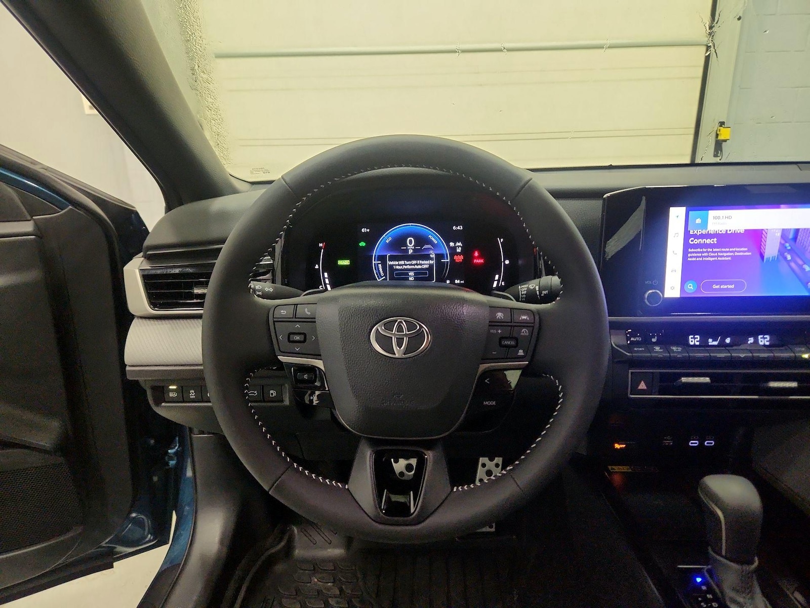 2026 Toyota Camry SE - Photo 11