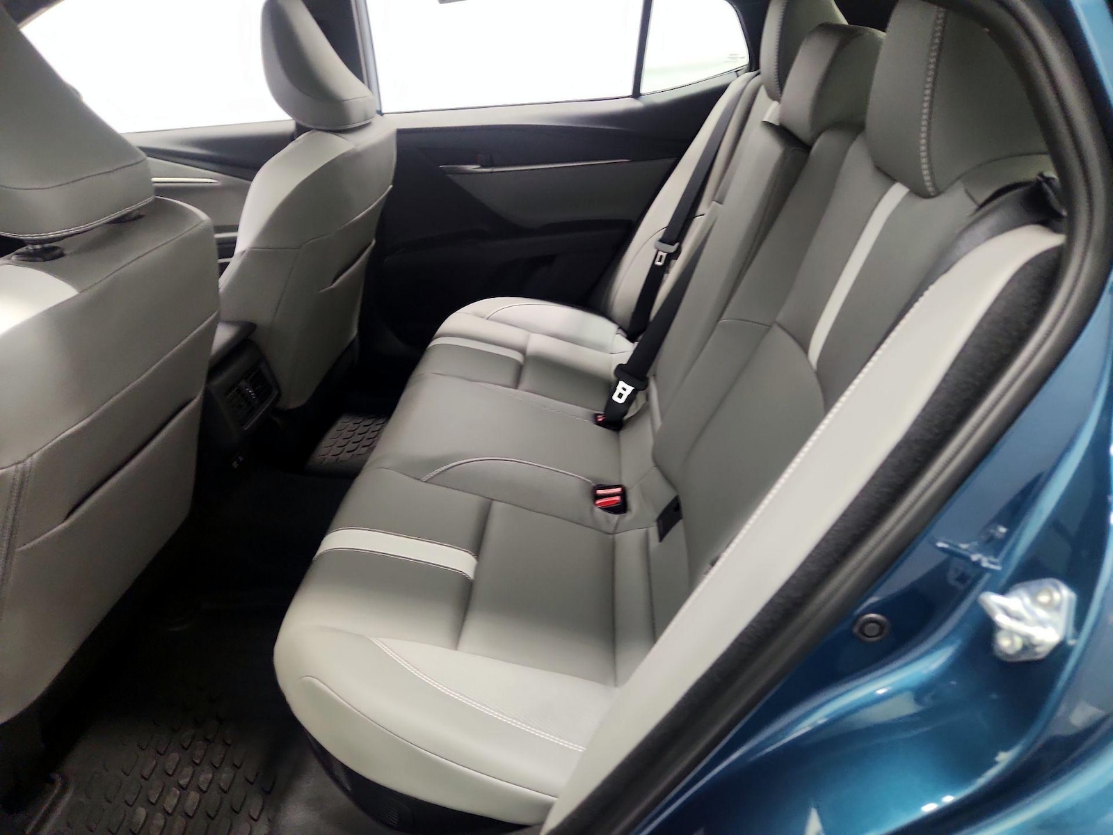 2026 Toyota Camry SE - Photo 21