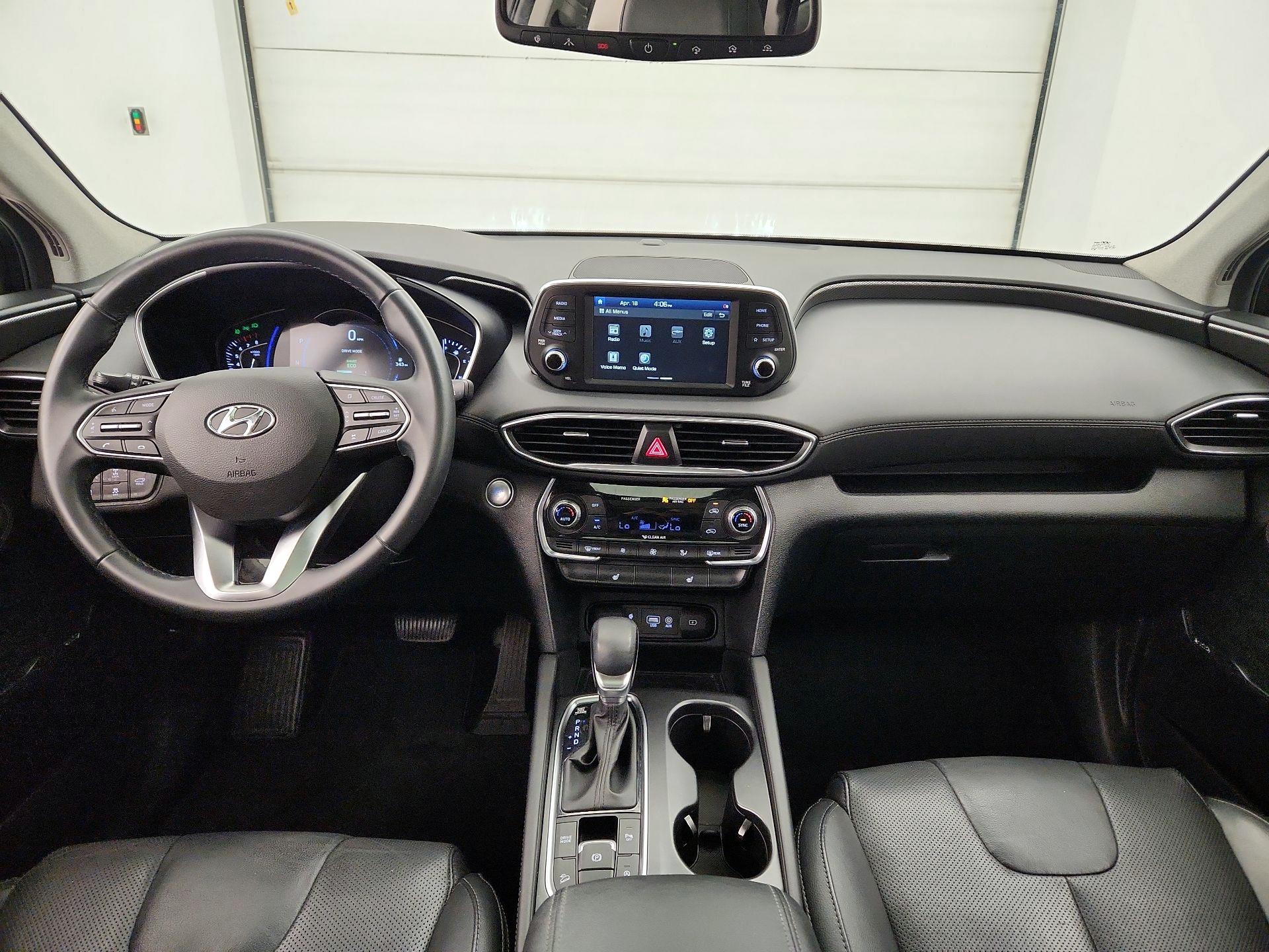 Thumbnail: 2020 Hyundai Santa Fe - 9