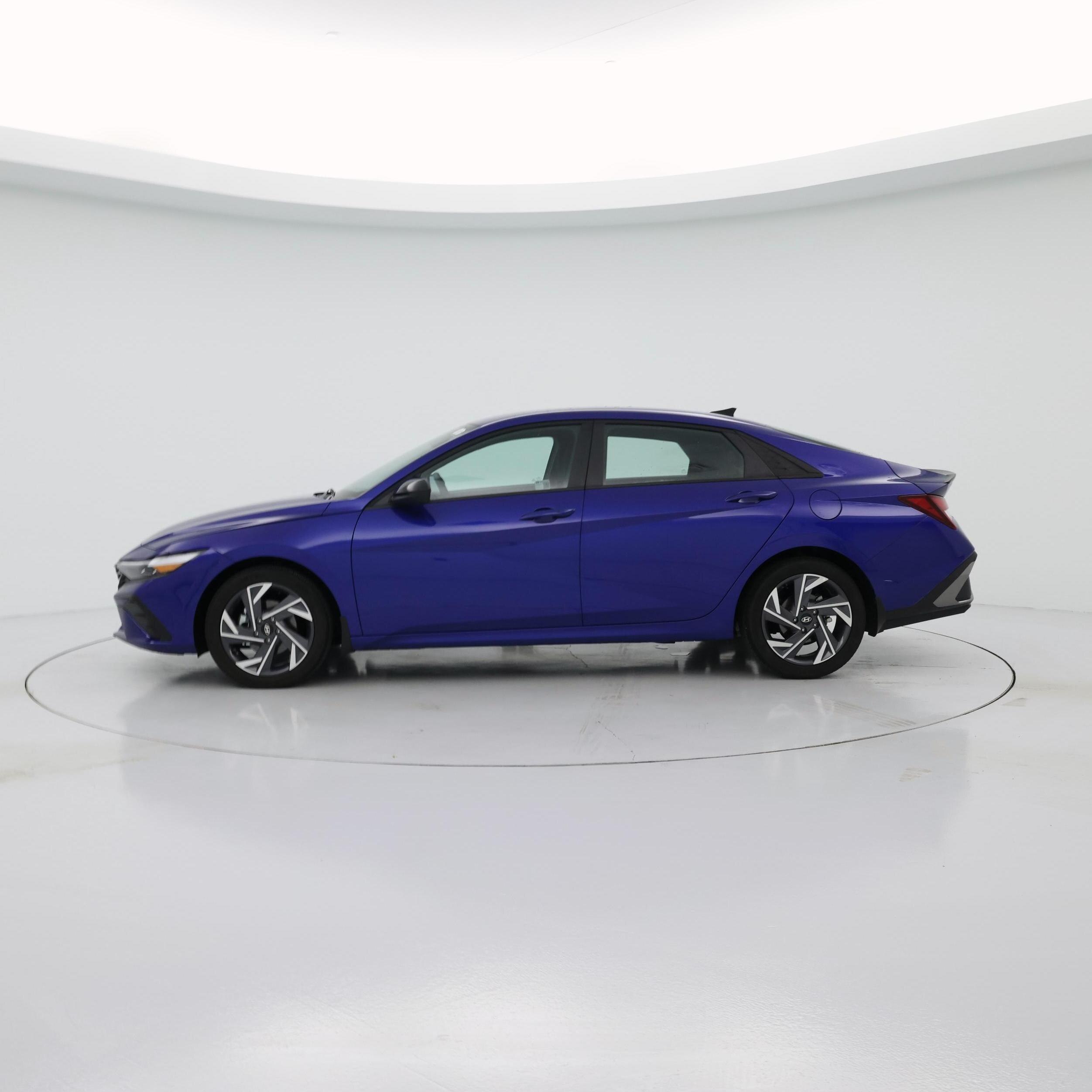 Thumbnail: 2025 Hyundai Elantra - 3