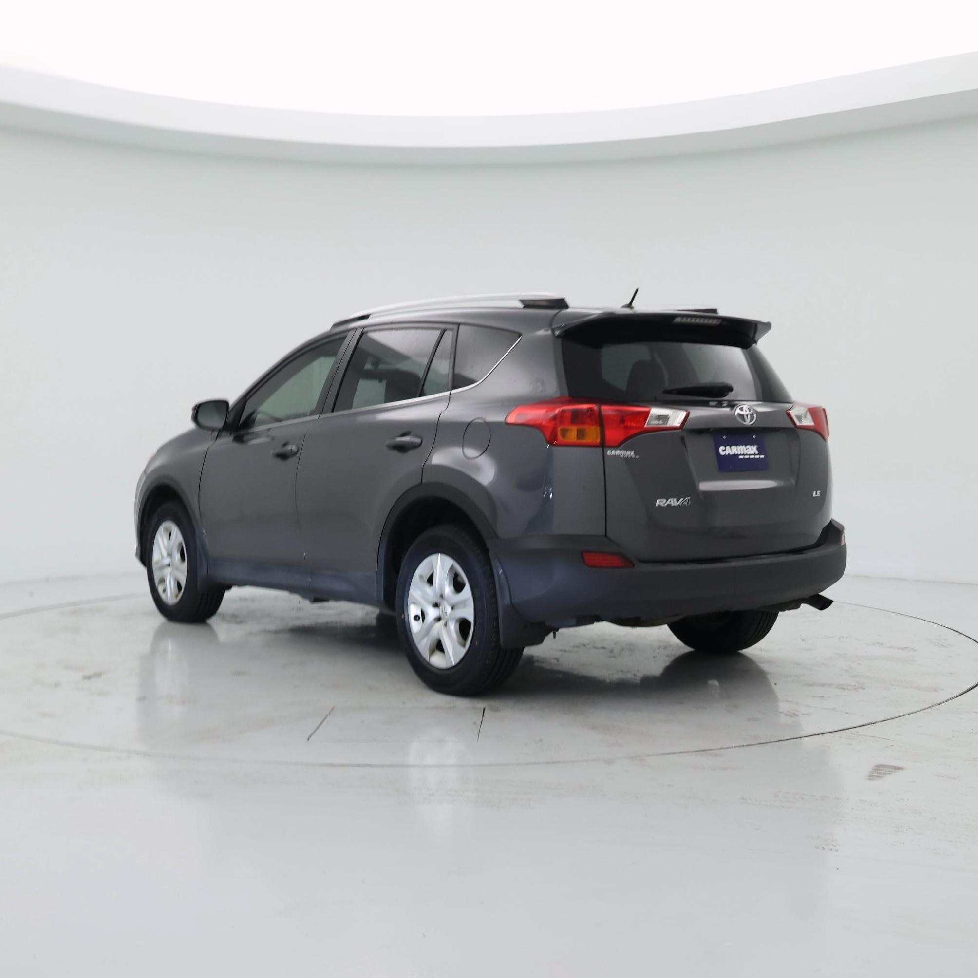 Thumbnail: 2015 Toyota RAV4 - 2