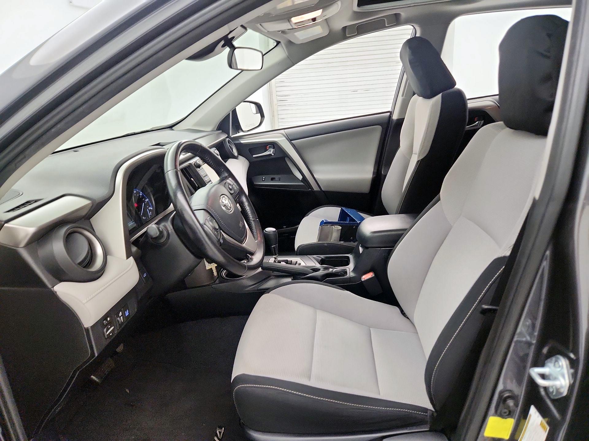 Thumbnail: 2017 Toyota RAV4 - 11