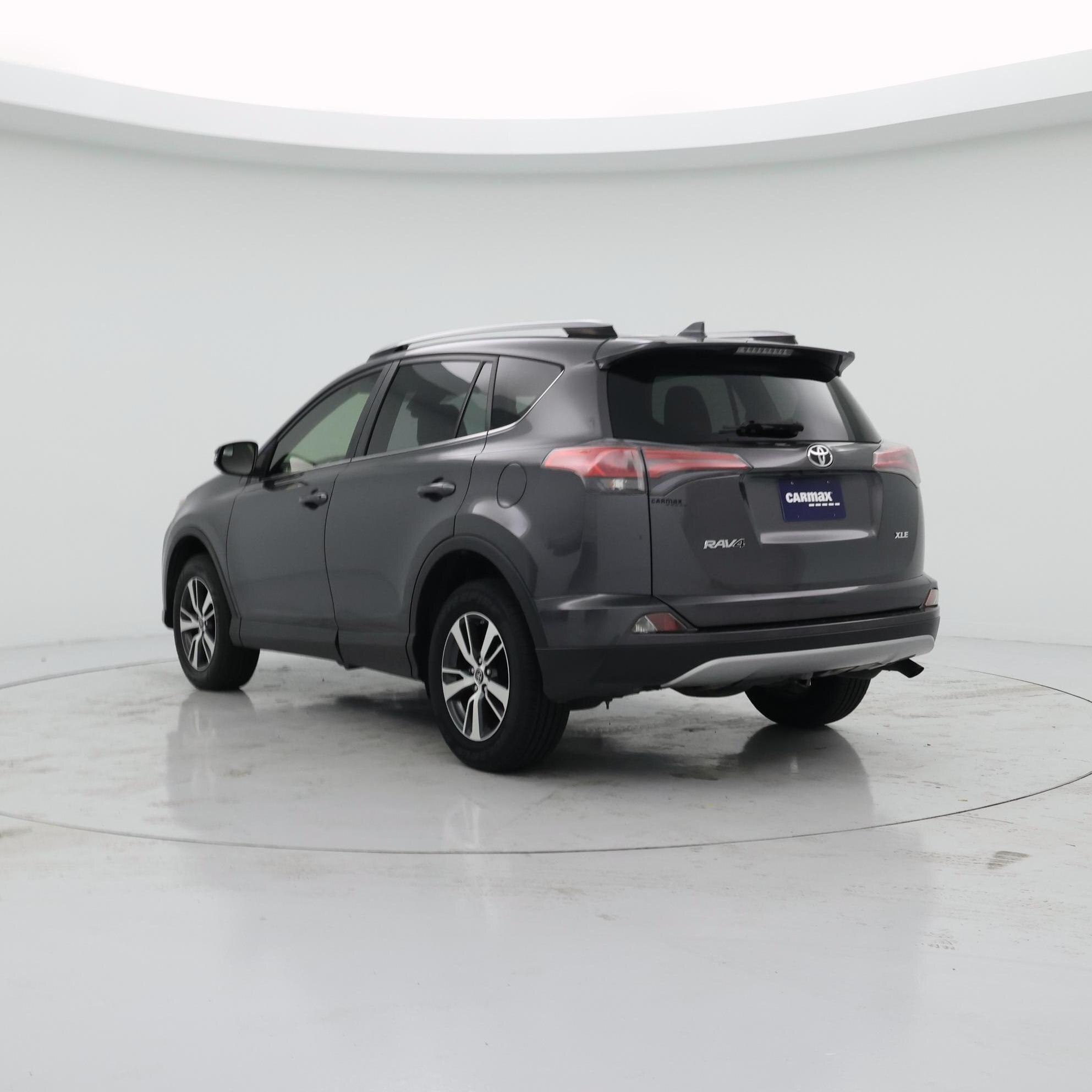 Thumbnail: 2017 Toyota RAV4 - 2