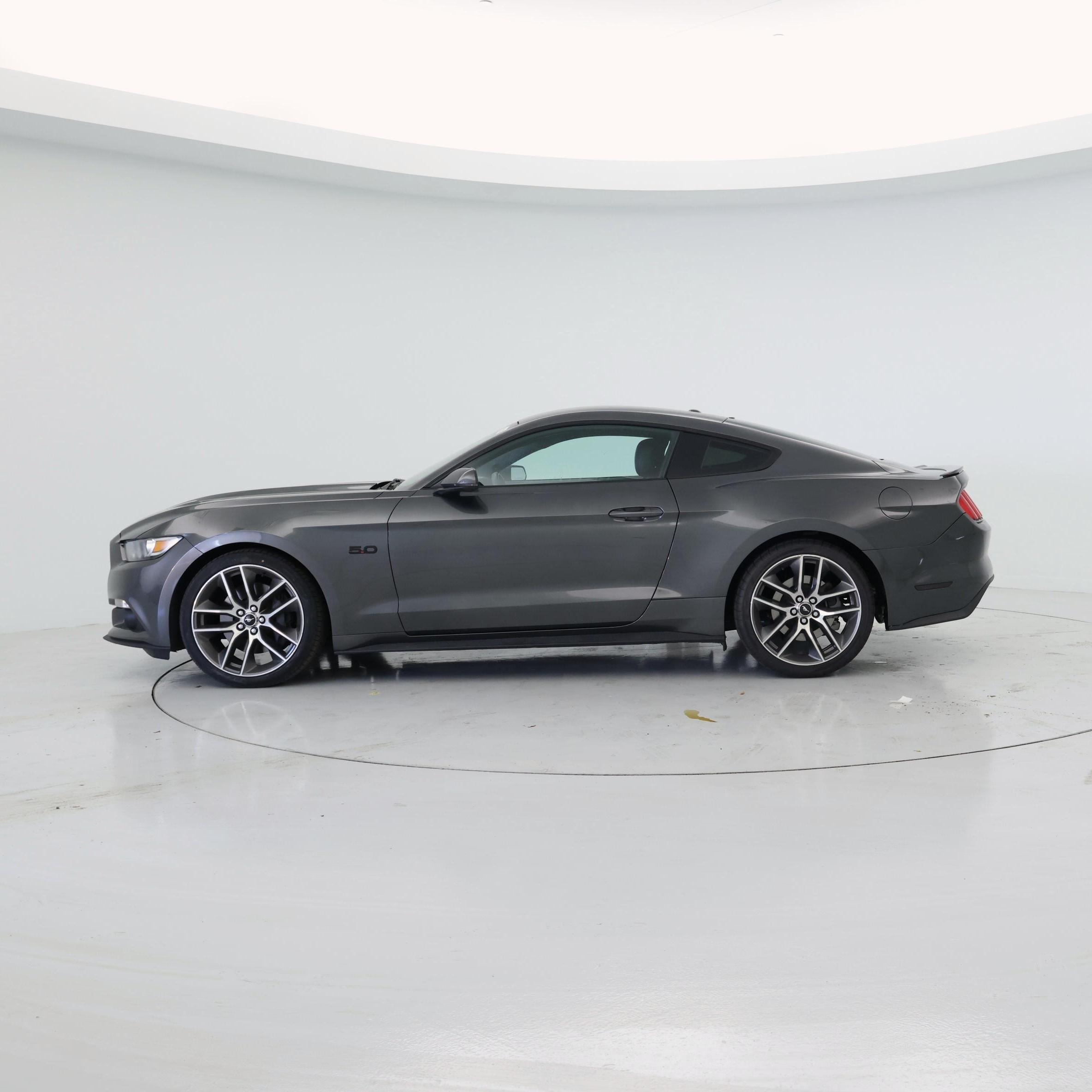 Thumbnail: 2017 Ford Mustang - 3