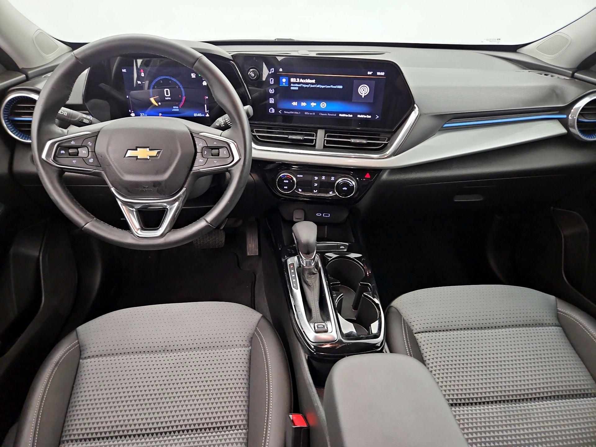 Thumbnail: 2025 Chevrolet Trax - 9
