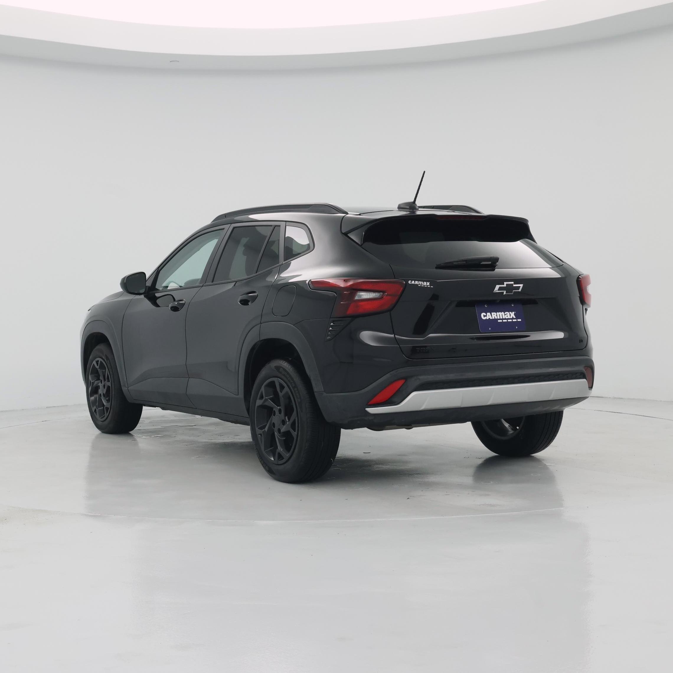 Thumbnail: 2025 Chevrolet Trax - 2