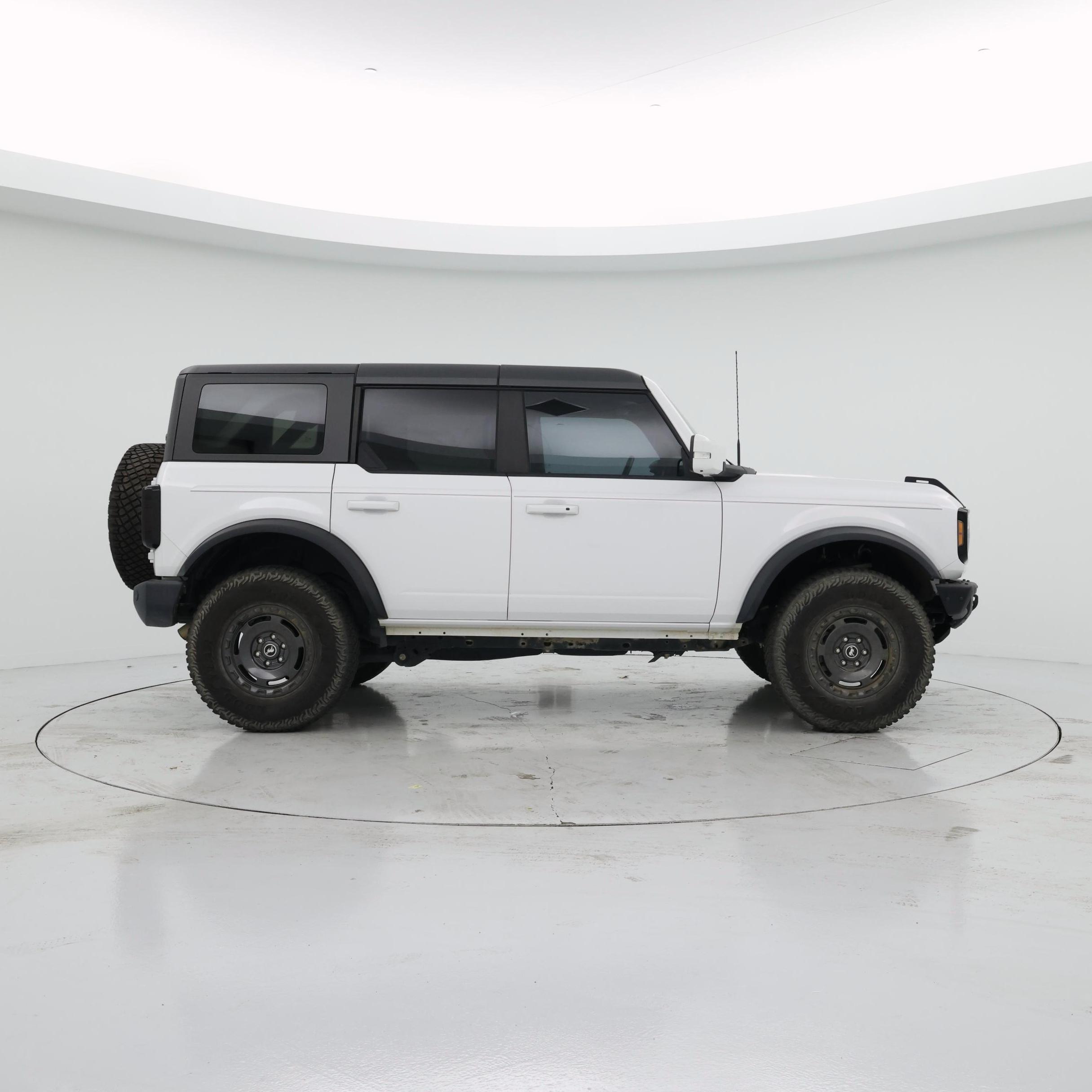 Thumbnail: 2023 Ford Bronco - 7