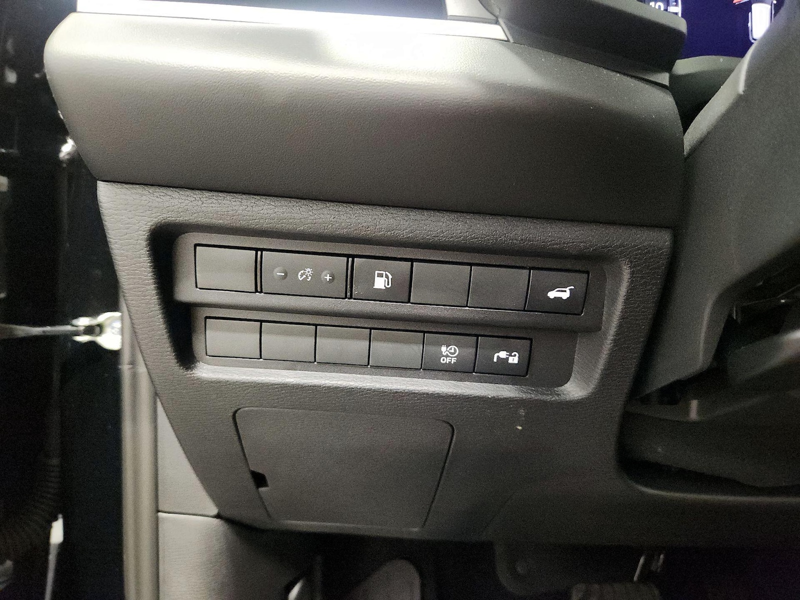 2025 Mitsubishi Outlander Plug-in Hybrid SE - Photo 14