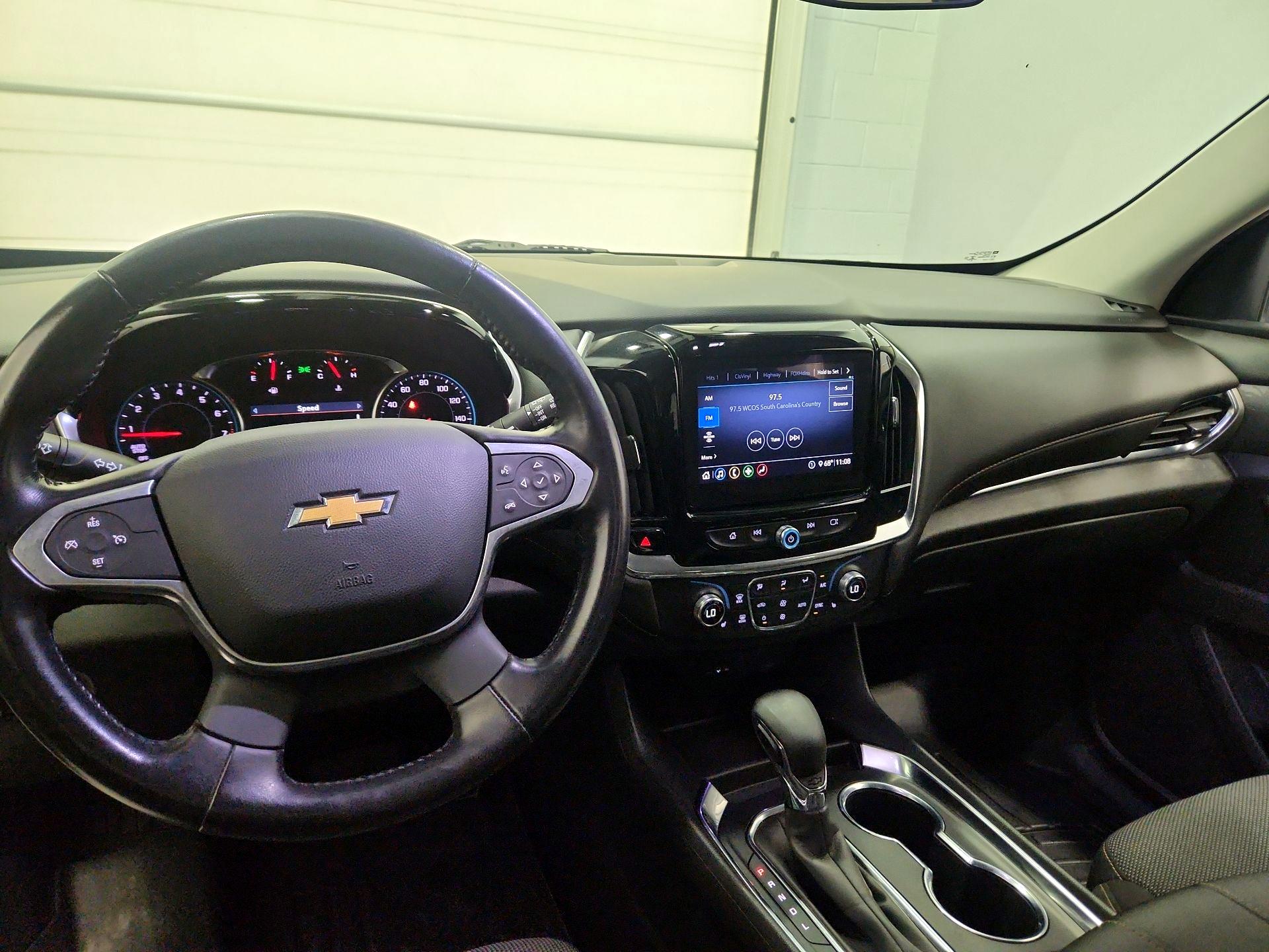 Thumbnail: 2021 Chevrolet Traverse - 9