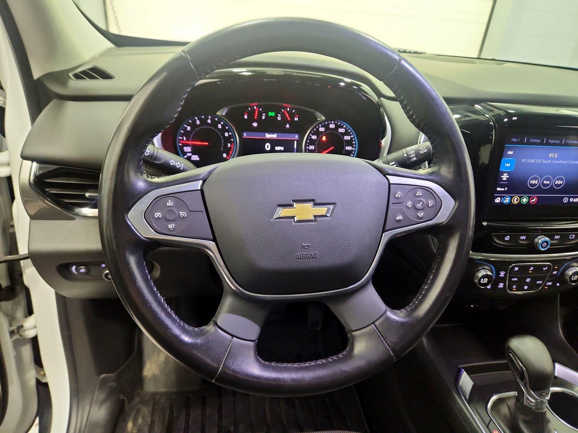 Thumbnail: 2021 Chevrolet Traverse - 10