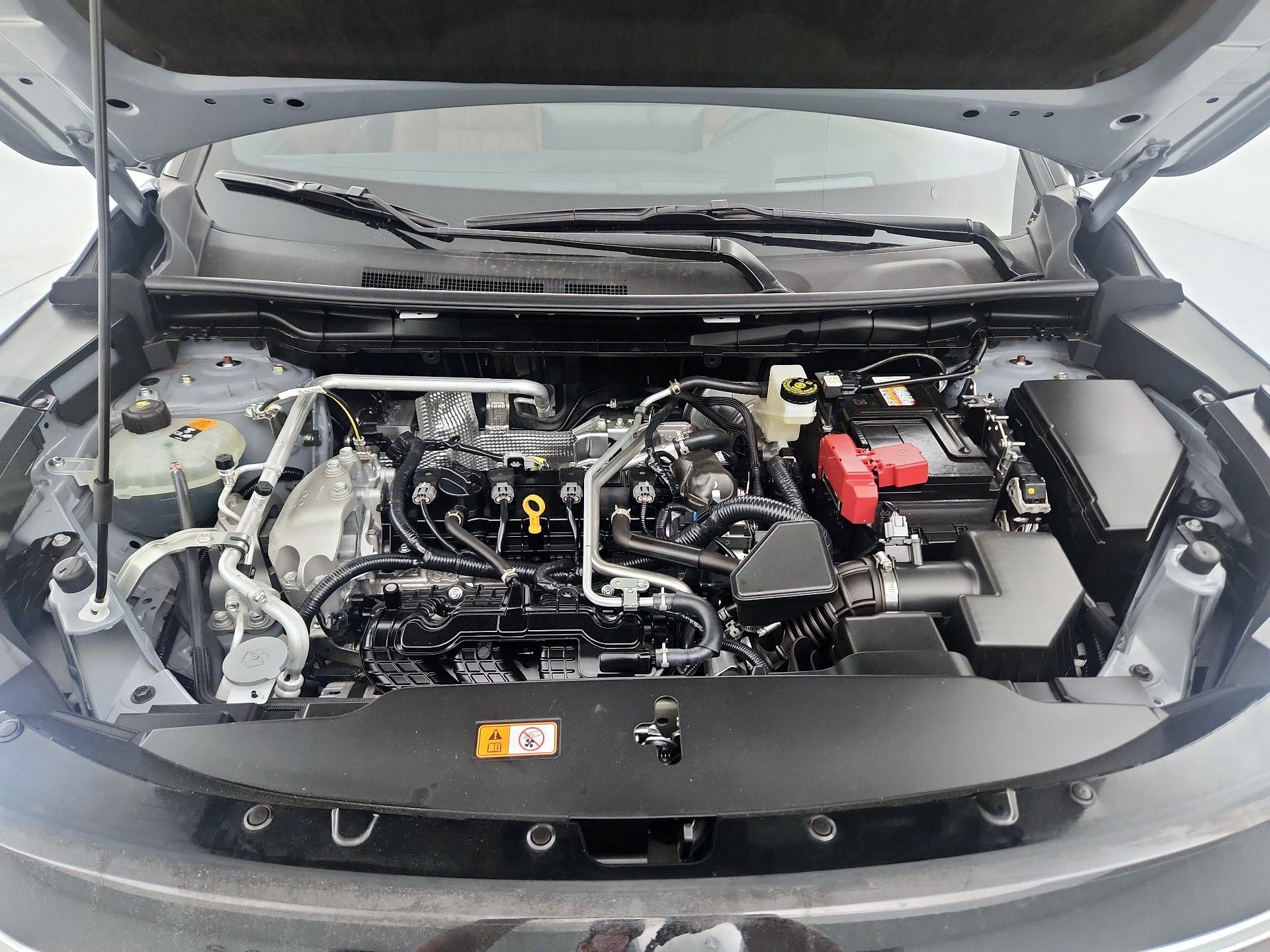 Thumbnail: 2025 Mitsubishi Outlander - 19