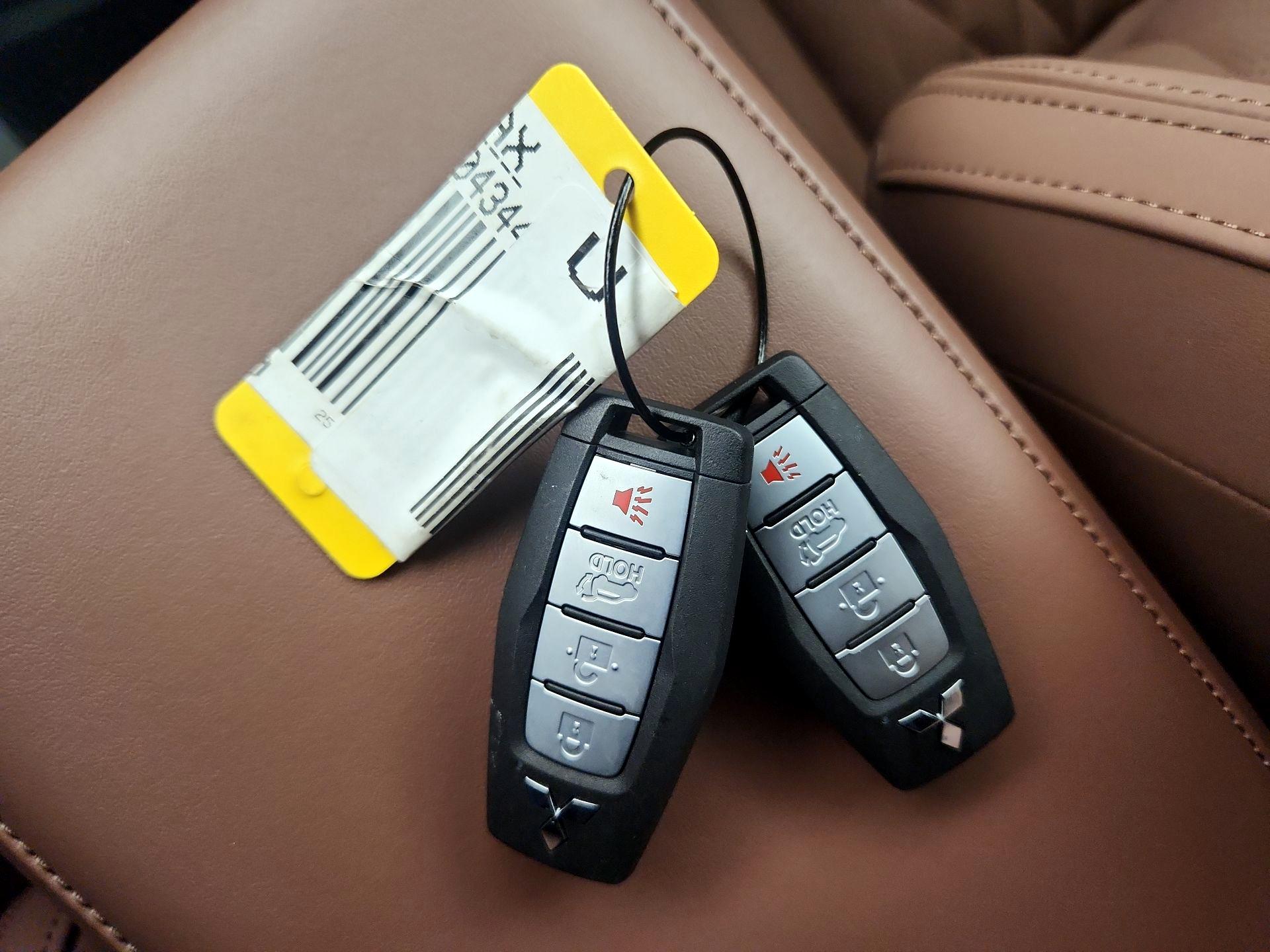 Thumbnail: 2025 Mitsubishi Outlander - 20