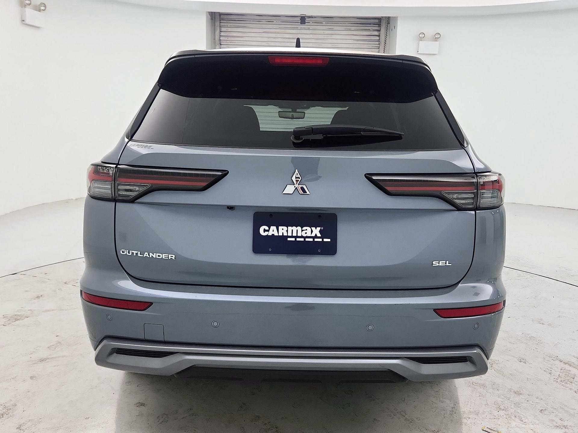 Thumbnail: 2025 Mitsubishi Outlander - 6