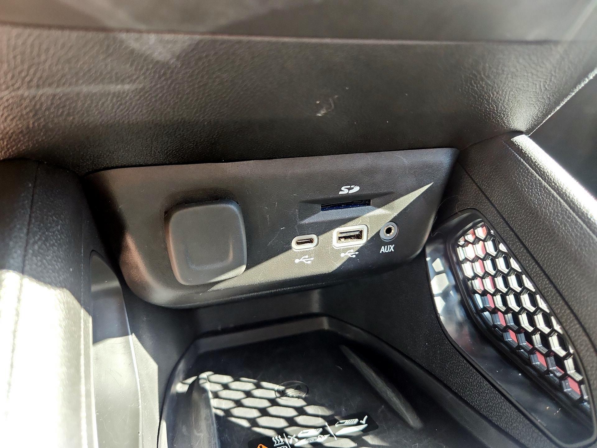 Thumbnail: 2023 Chevrolet TrailBlazer - 19