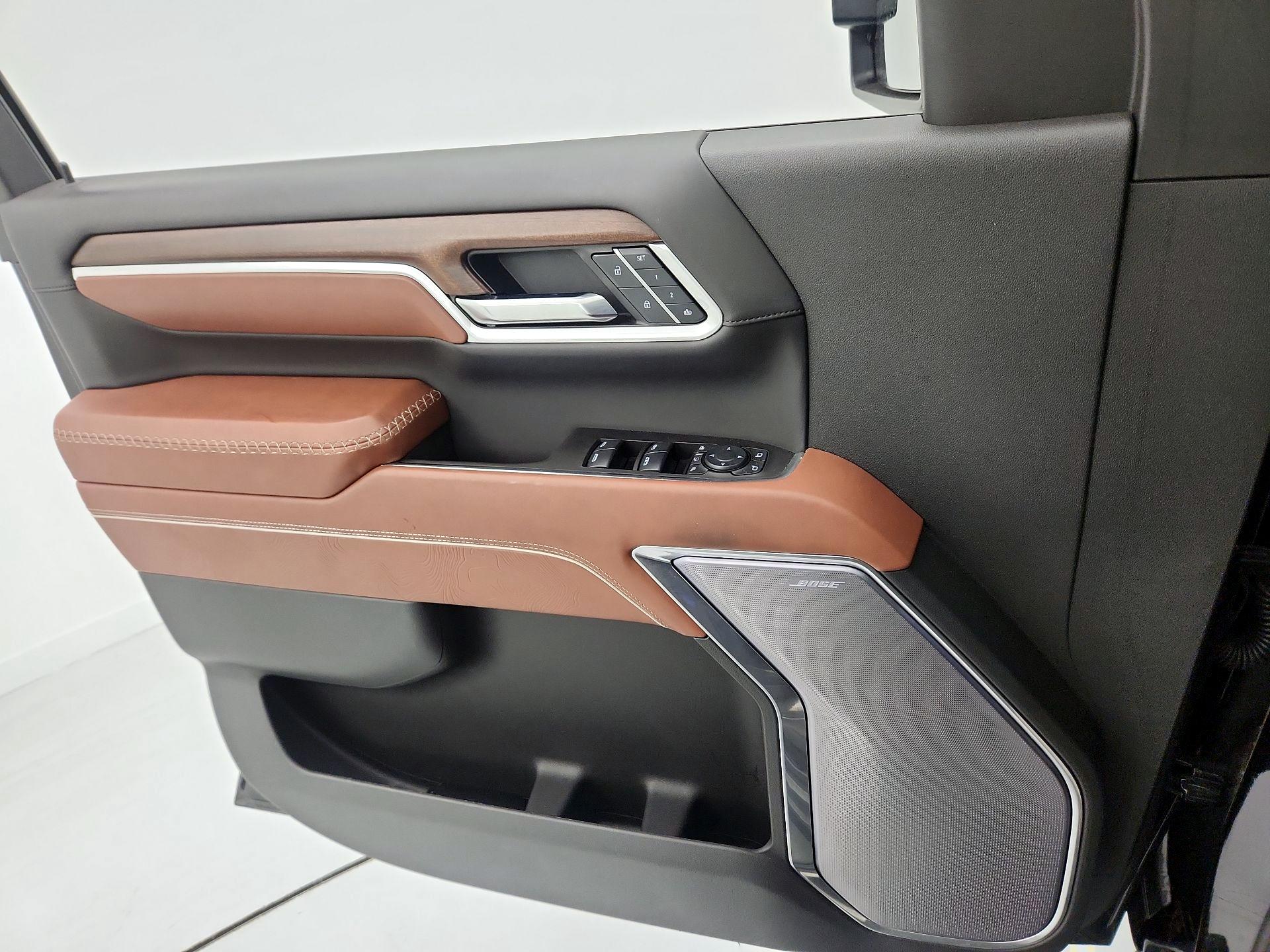 Thumbnail: 2025 GMC Sierra 2500 - 12