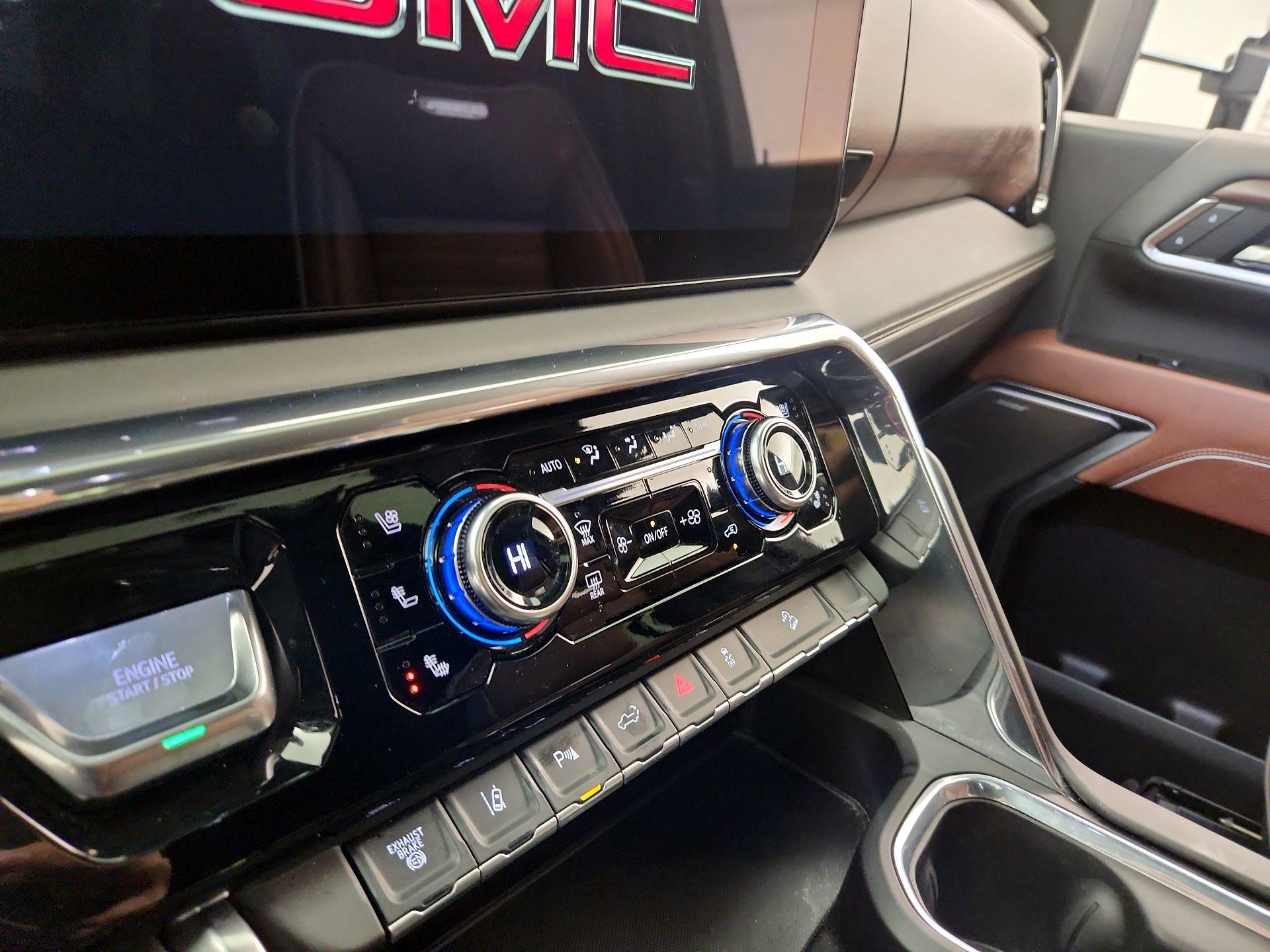 Thumbnail: 2025 GMC Sierra 2500 - 17