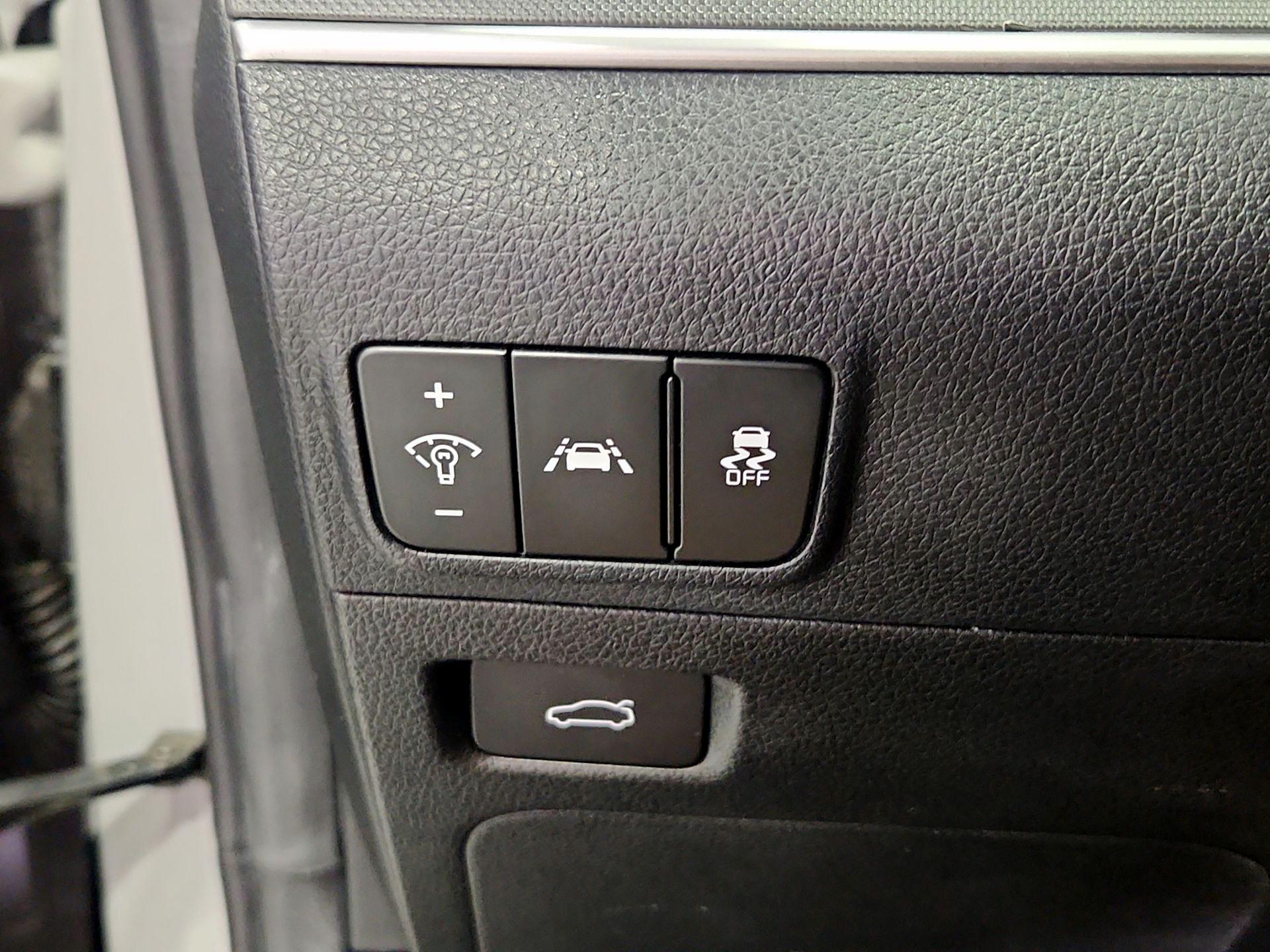 Thumbnail: 2024 Kia K5 - 13