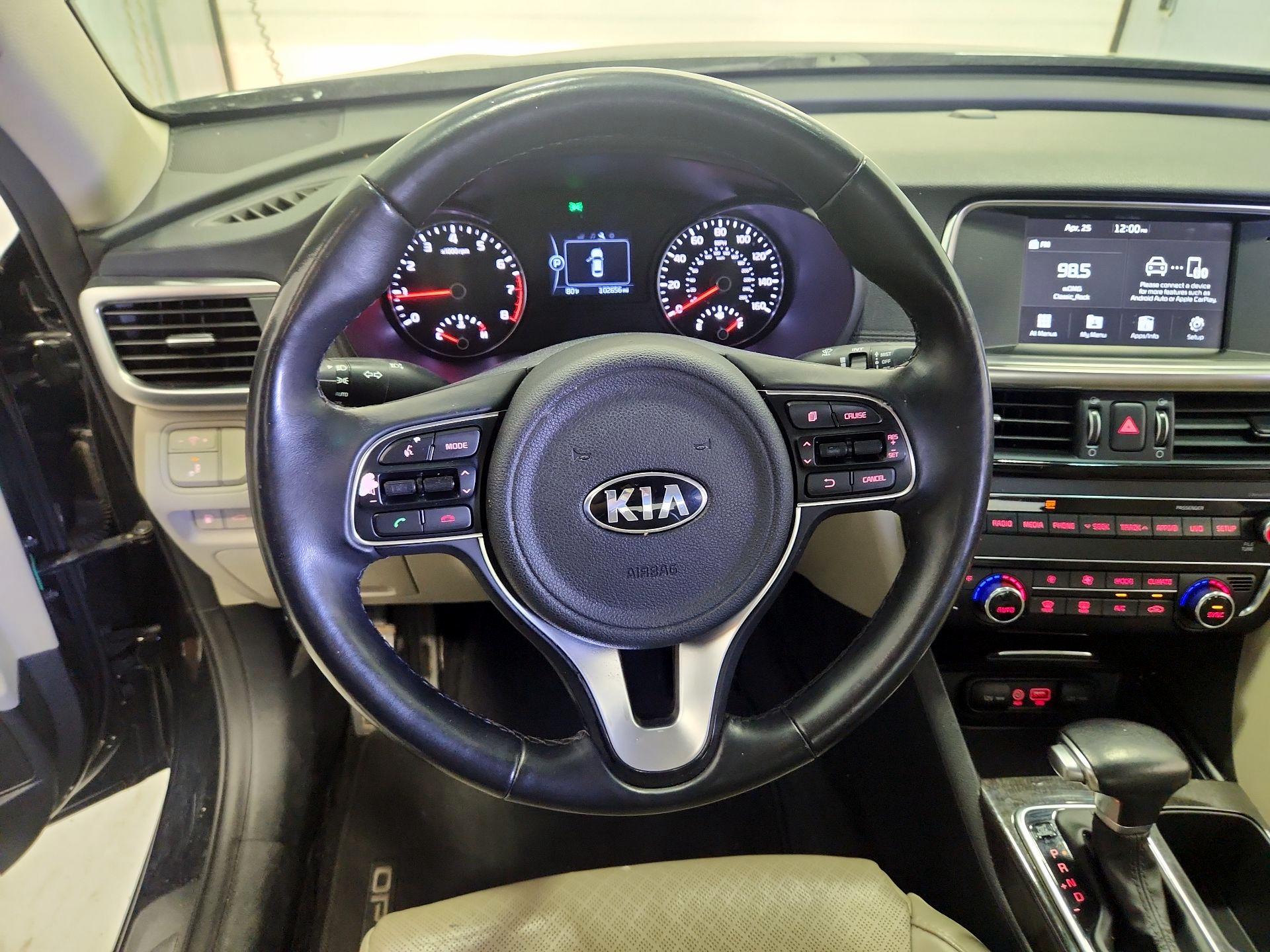 Thumbnail: 2018 Kia Optima - 10