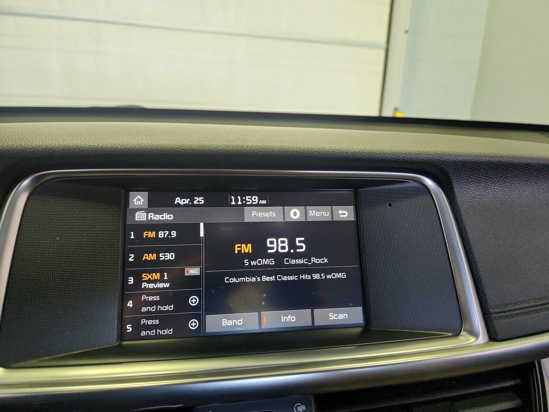 Thumbnail: 2018 Kia Optima - 15