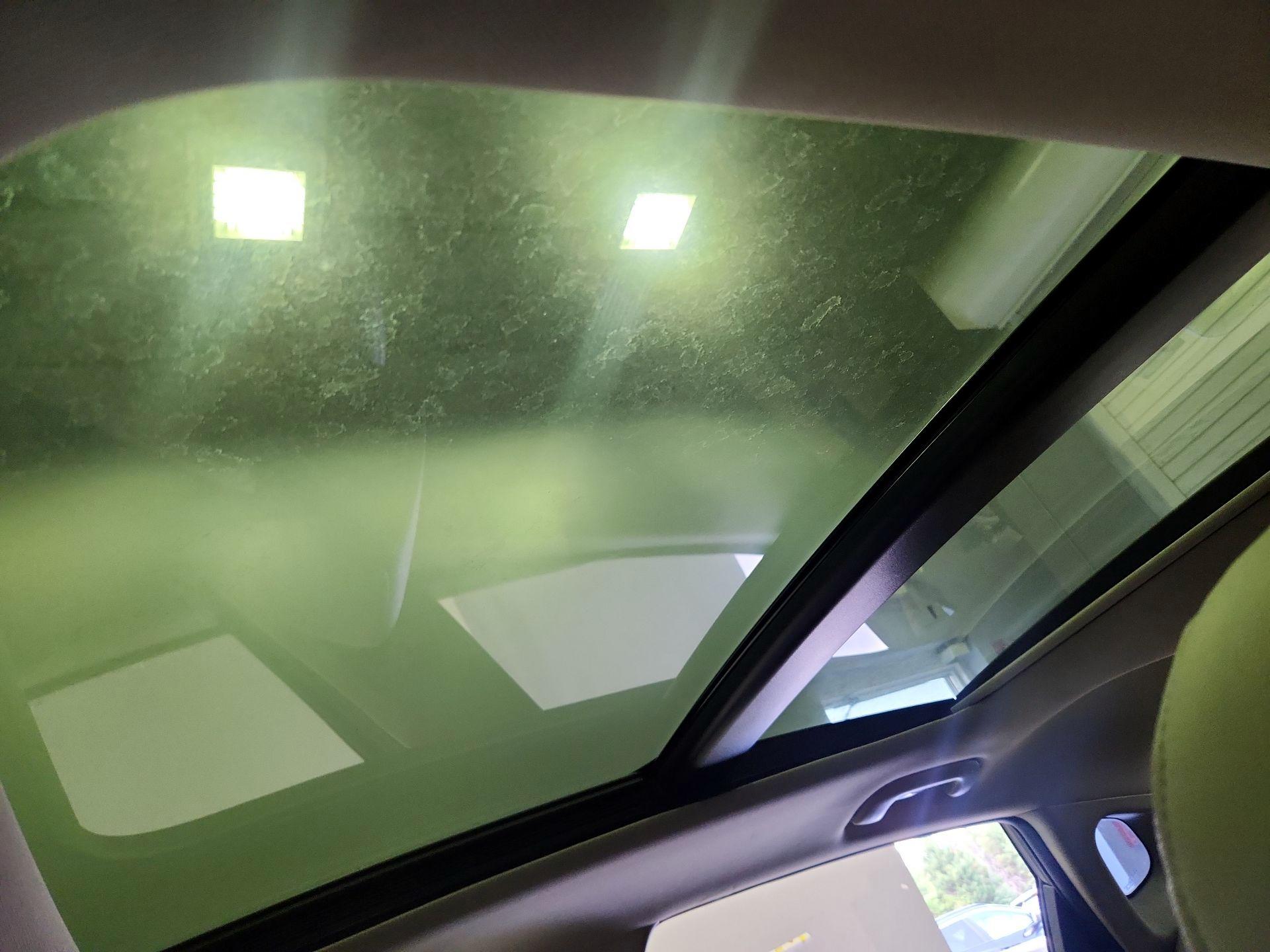 Thumbnail: 2018 Kia Optima - 19