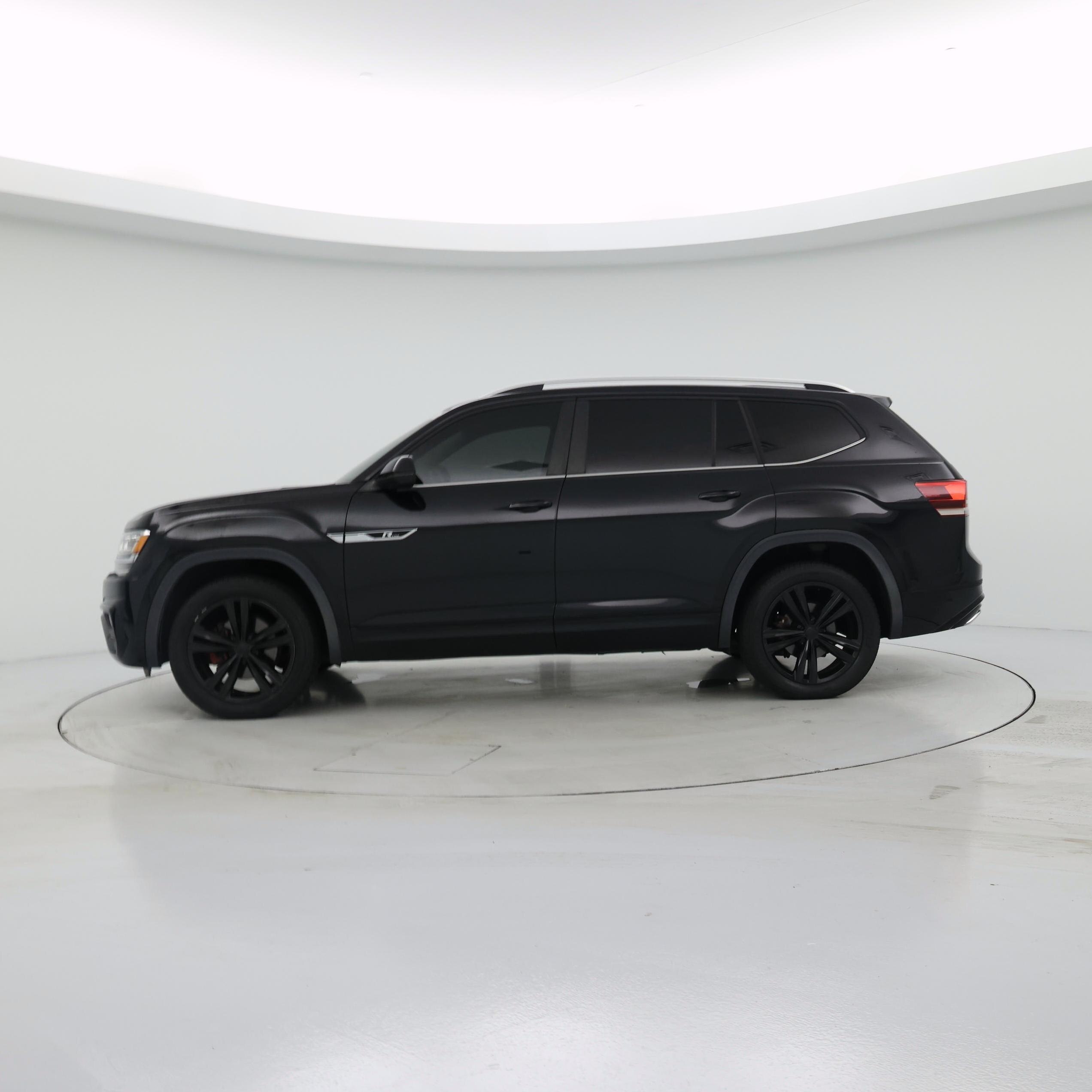 Thumbnail: 2018 Volkswagen Atlas - 3