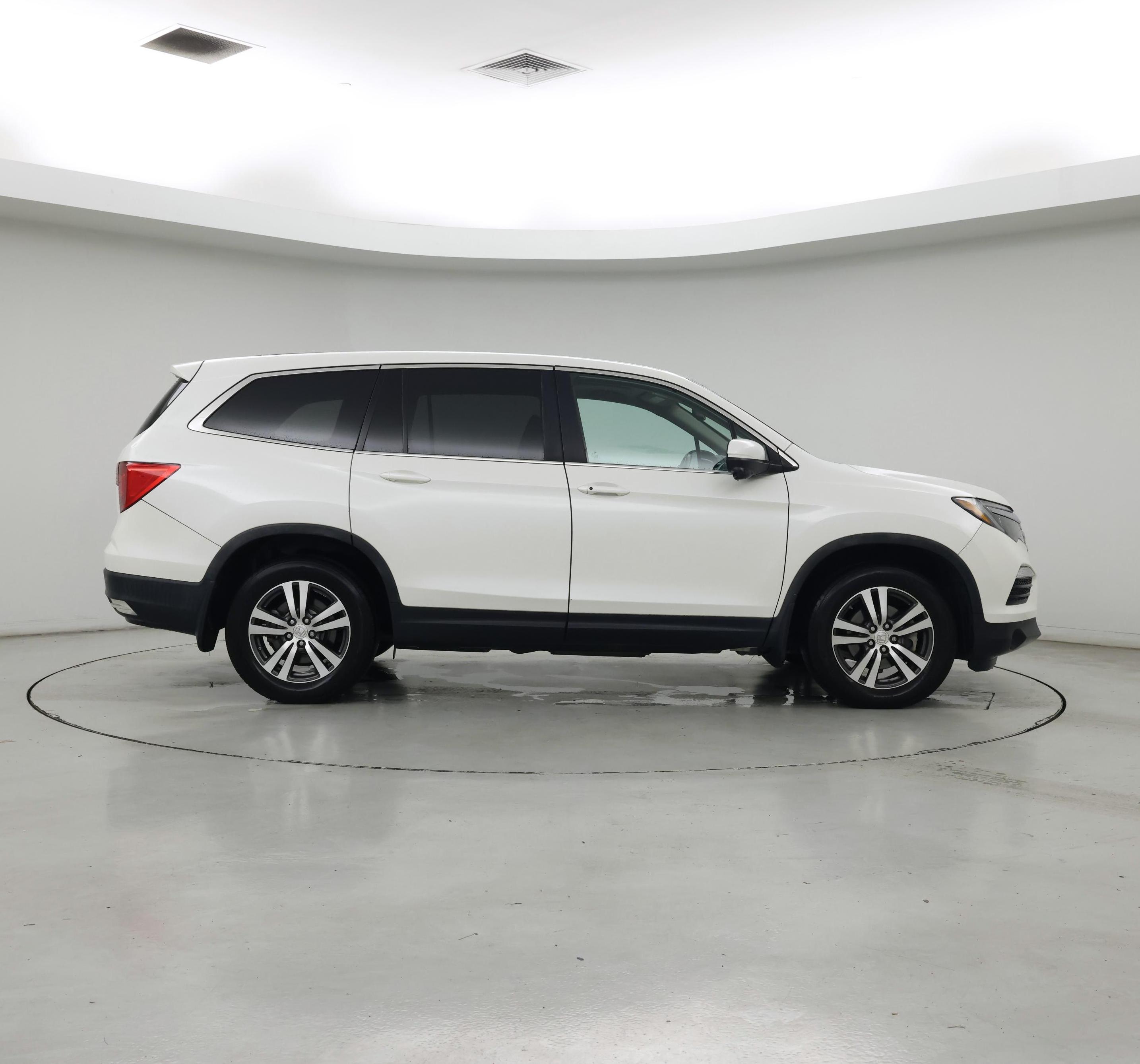 Thumbnail: 2018 Honda Pilot - 7