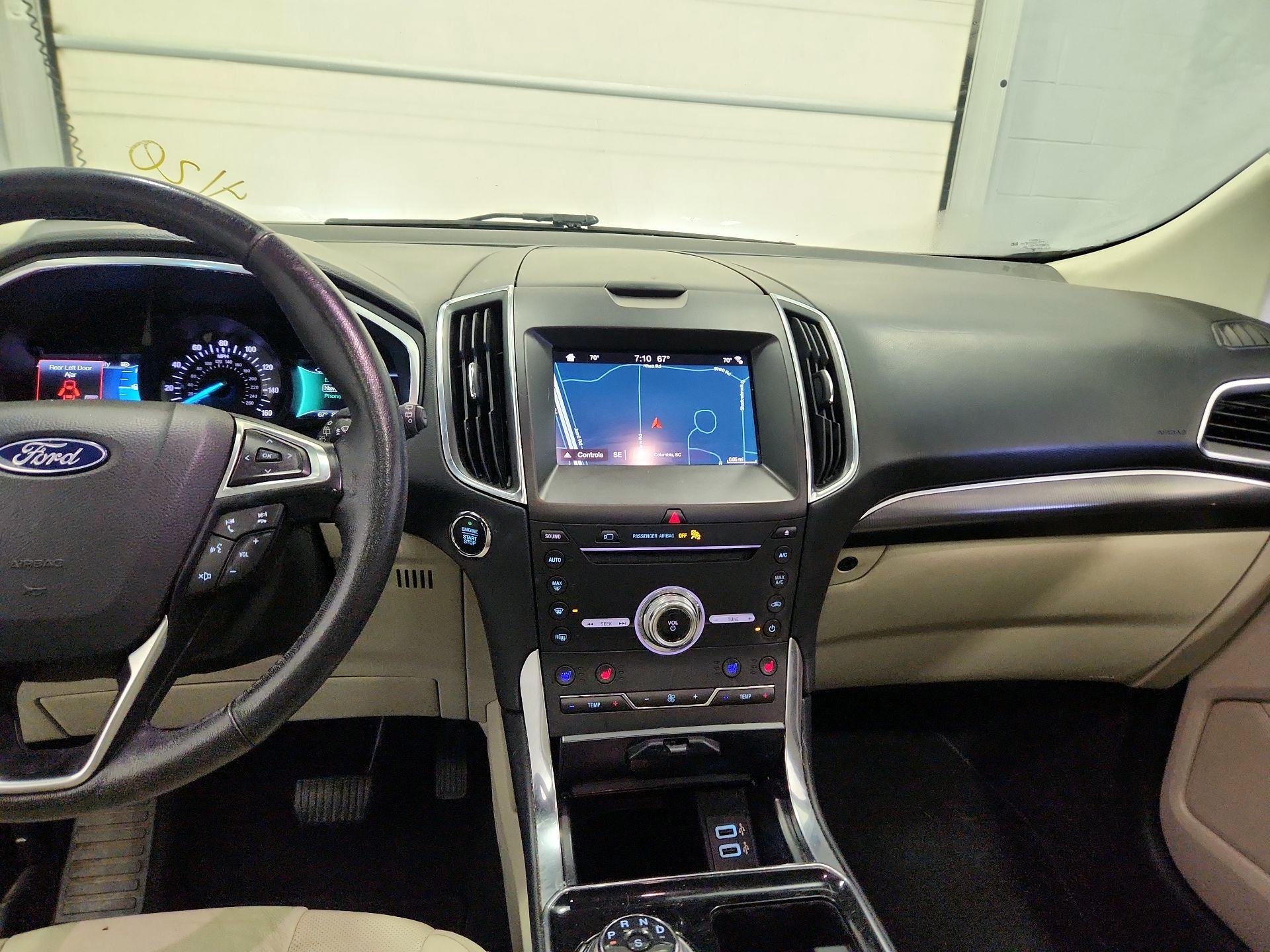Thumbnail: 2019 Ford Edge - 9
