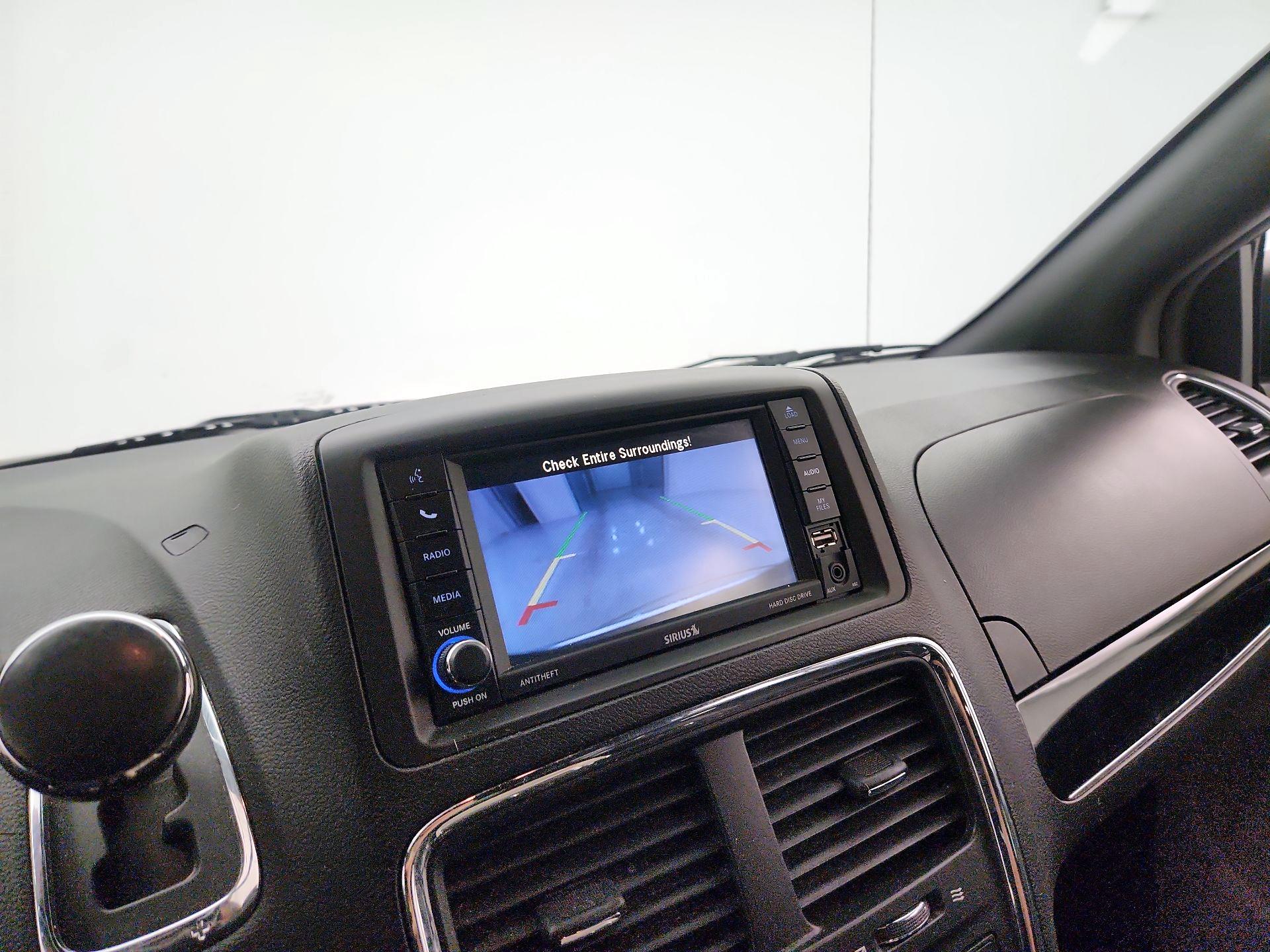 Thumbnail: 2019 Dodge Grand Caravan - 14