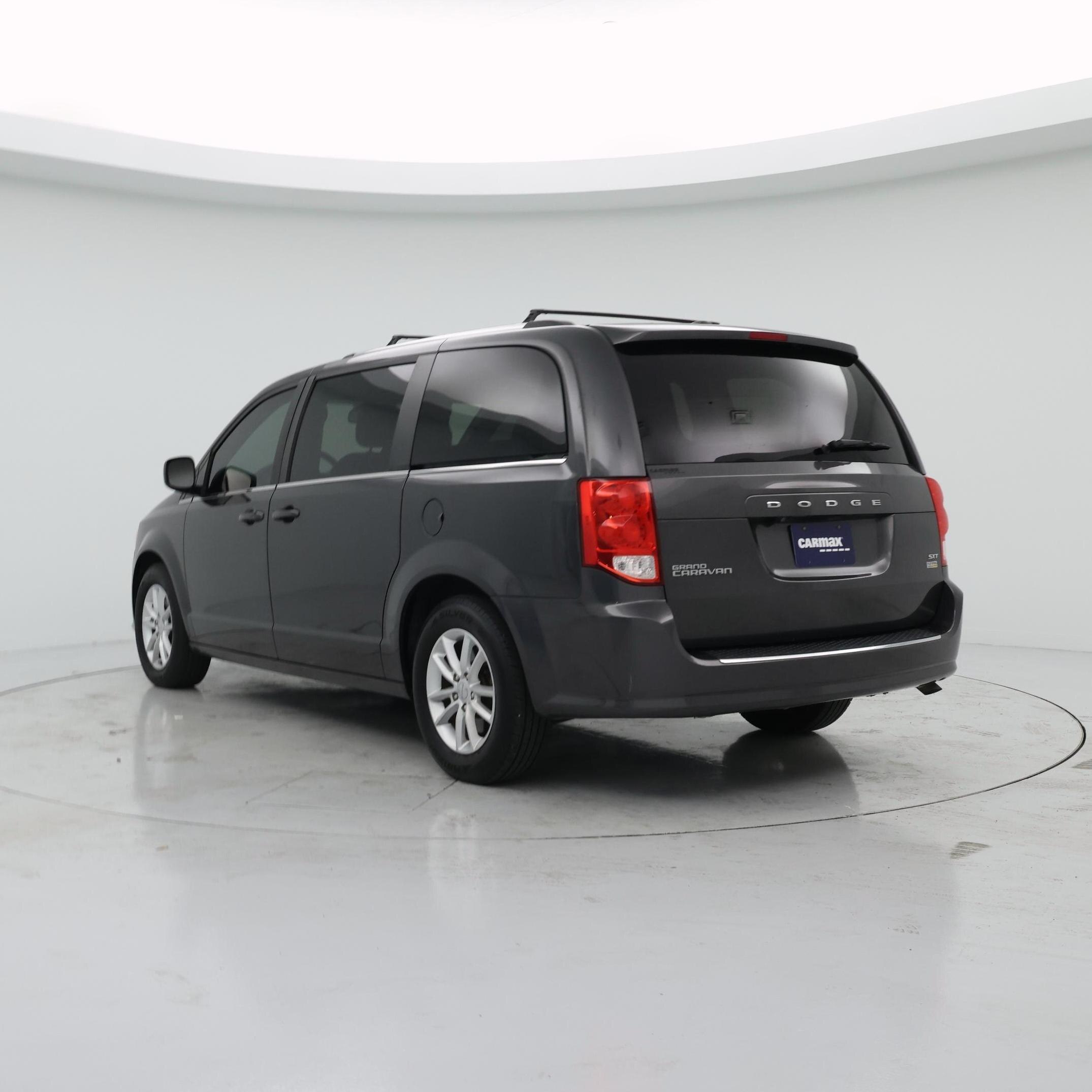 Thumbnail: 2019 Dodge Grand Caravan - 2