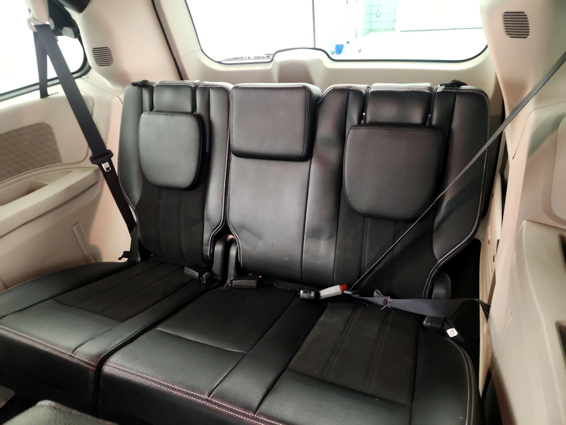 Thumbnail: 2019 Dodge Grand Caravan - 20