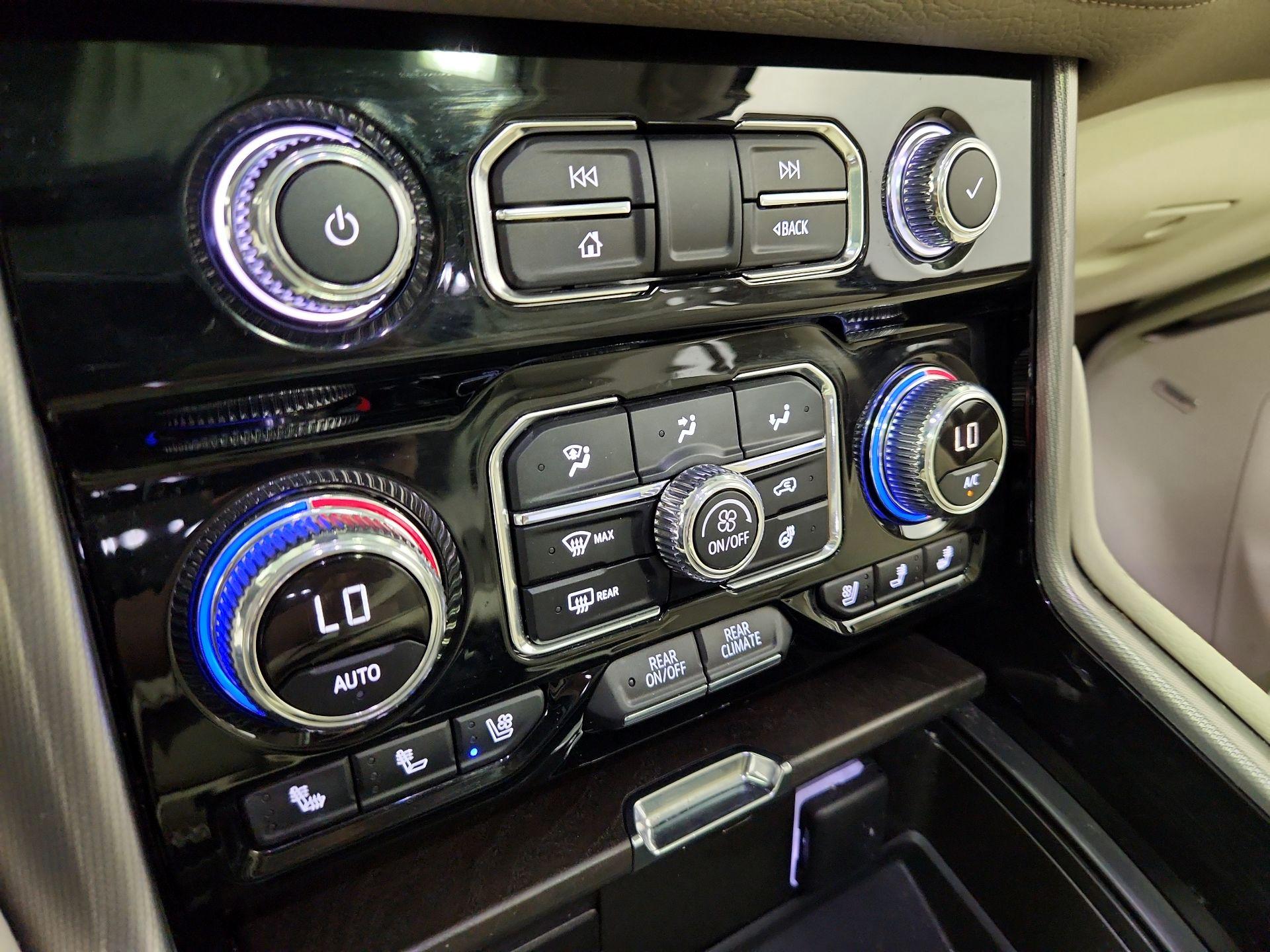 Thumbnail: 2024 GMC Yukon - 17