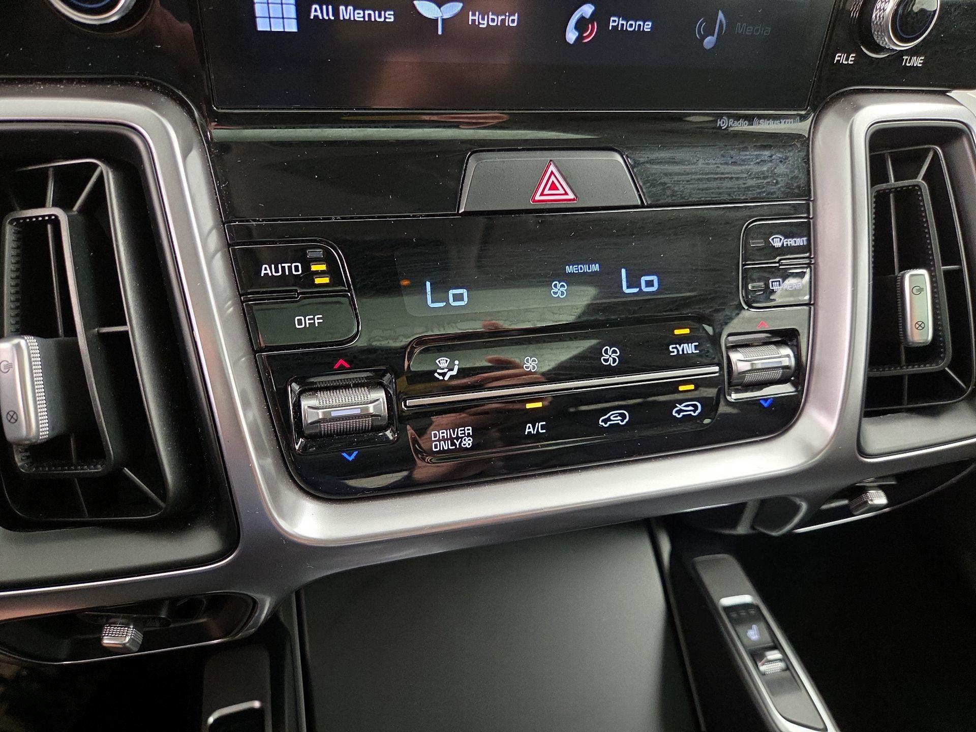 Thumbnail: 2021 Kia Sorento - 16