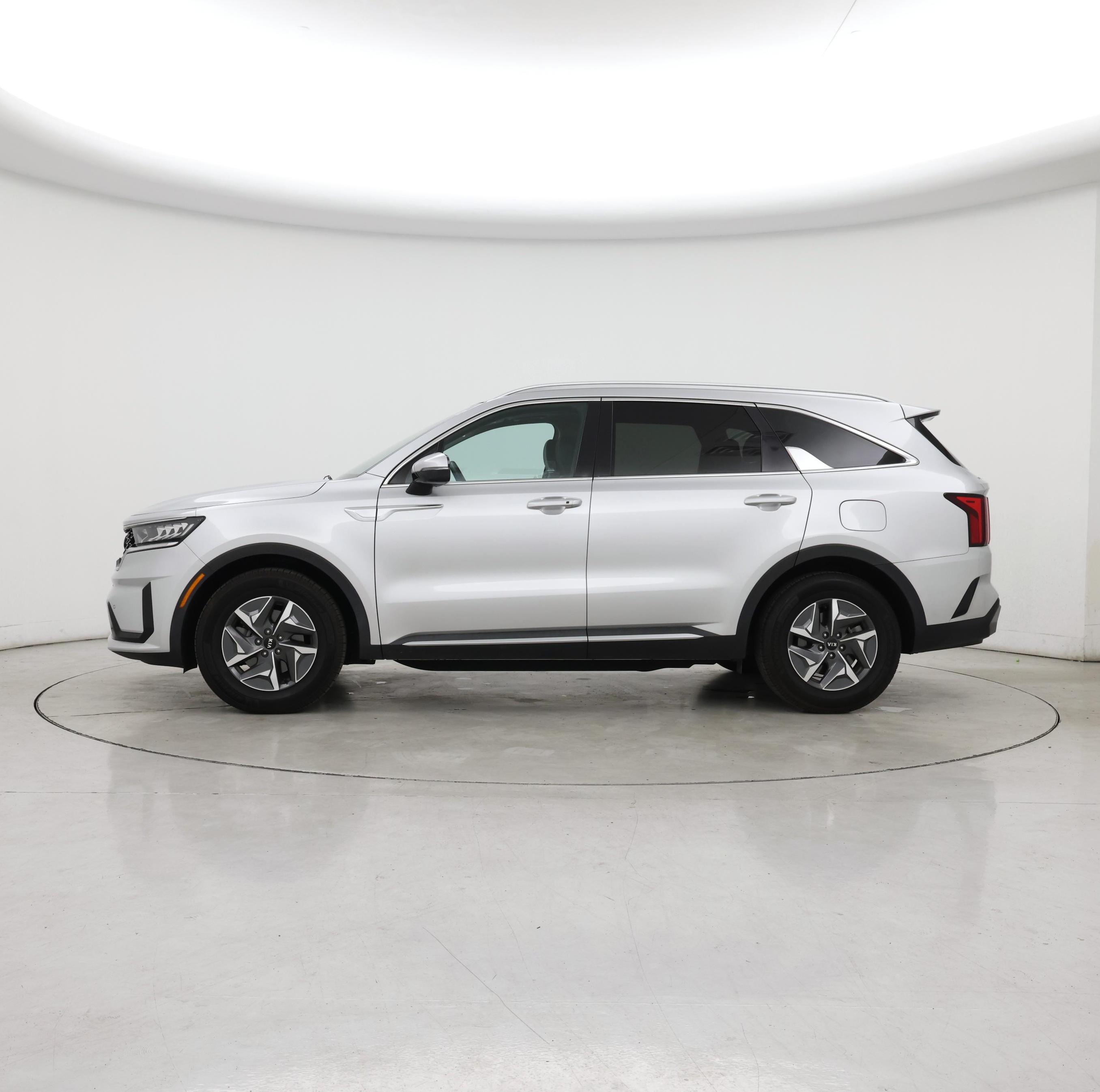 Thumbnail: 2021 Kia Sorento - 3