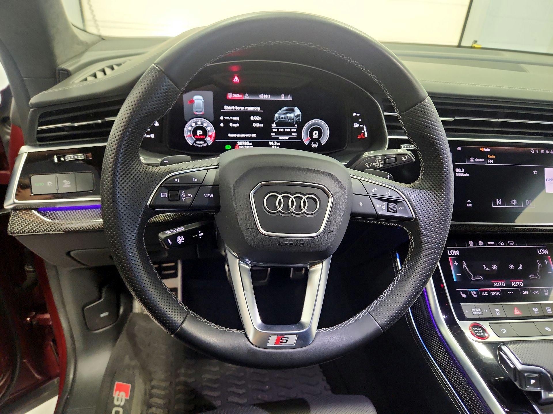 Thumbnail: 2022 Audi SQ8 - 10