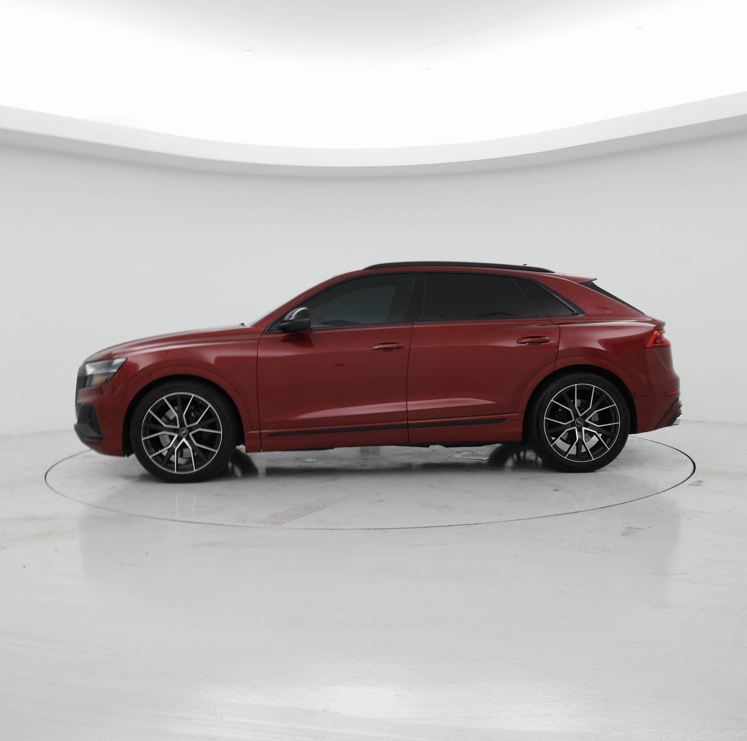 Thumbnail: 2022 Audi SQ8 - 3