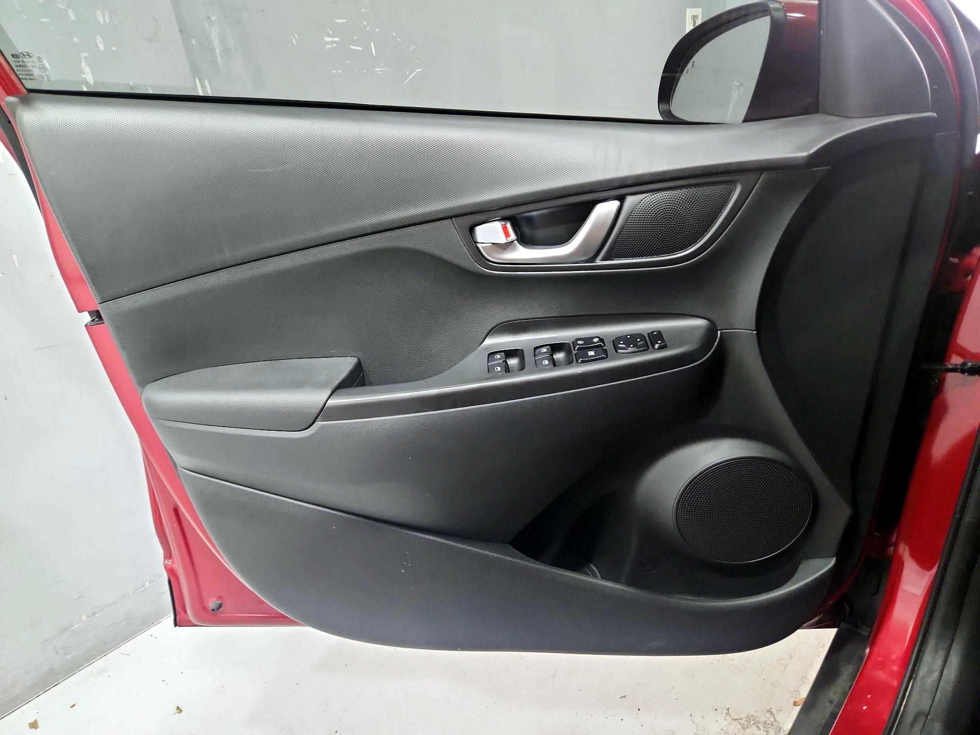 Thumbnail: 2022 Hyundai Kona - 12