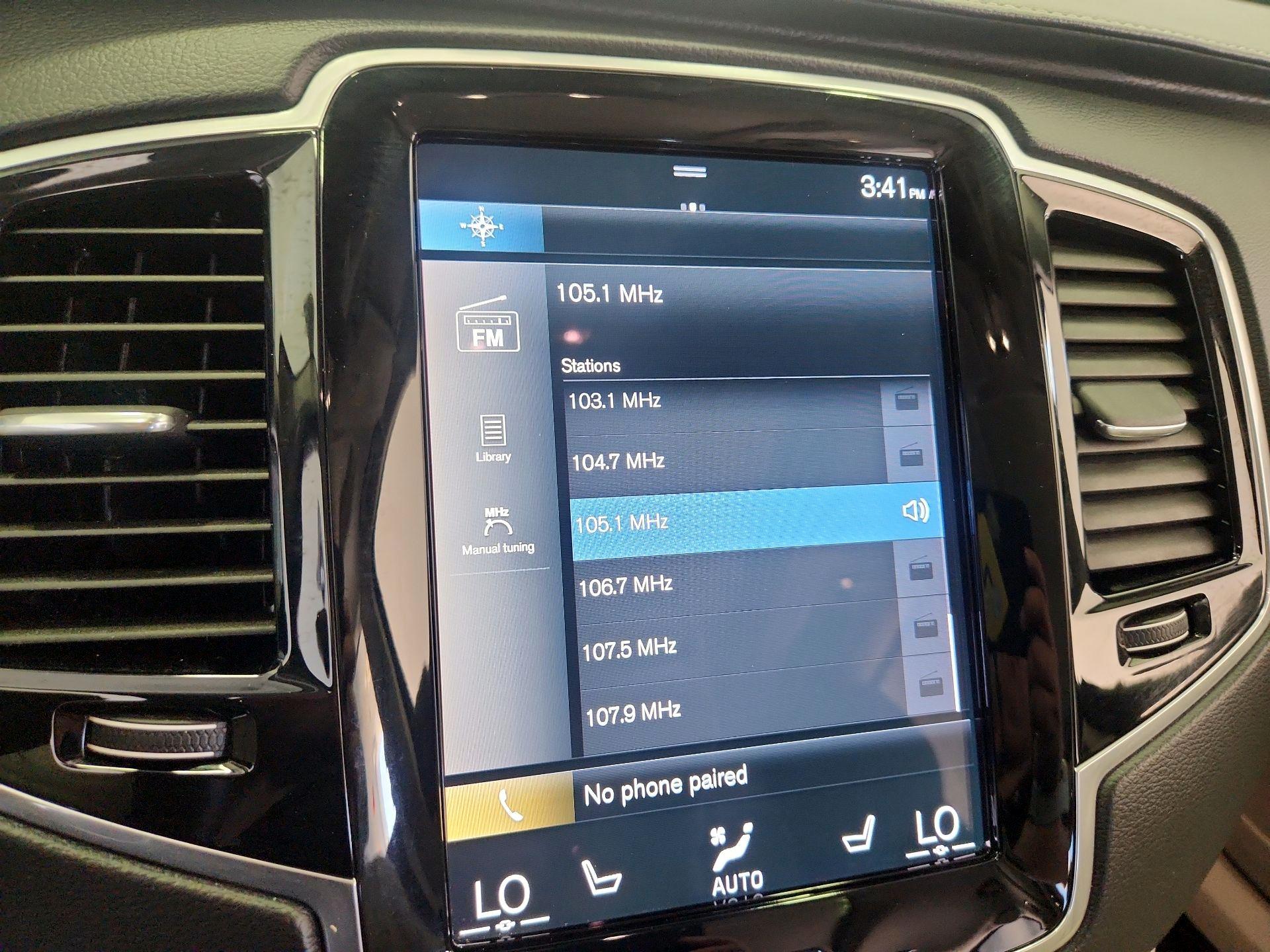 Thumbnail: 2022 Volvo XC90 - 16